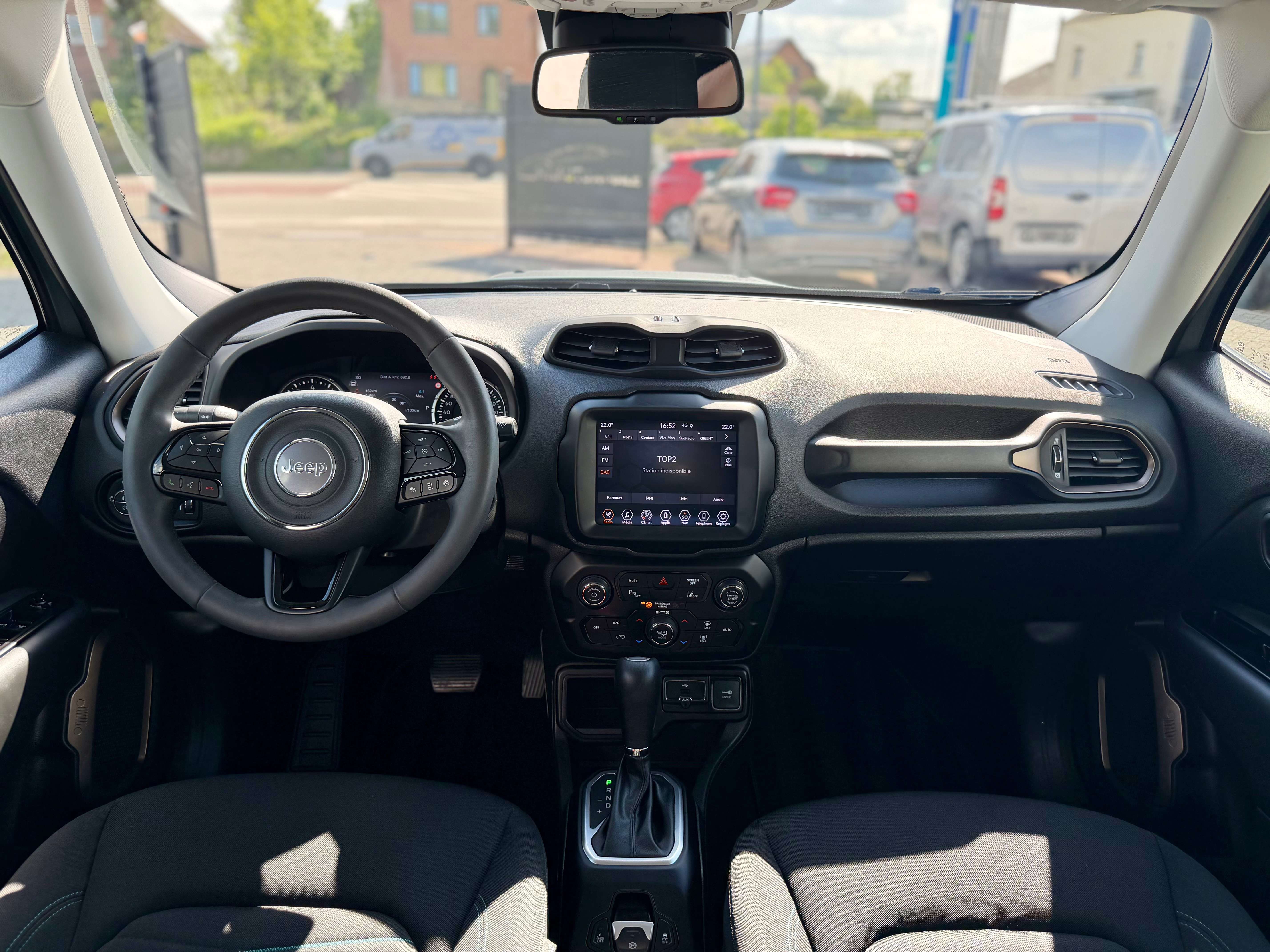 Jeep Renegade 1.5 Longitude FWD e-hybride !!