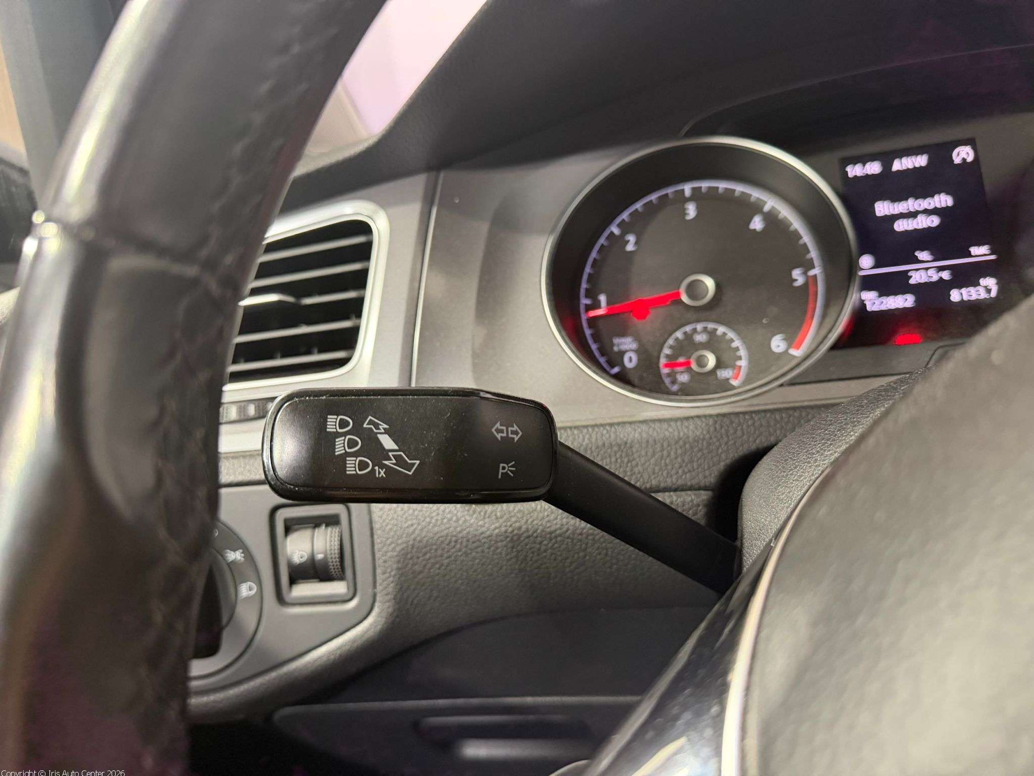 Volkswagen Golf 1.6 TDI DSG | ACTIVE CRUISE | NAVI. | PDC AV/AR