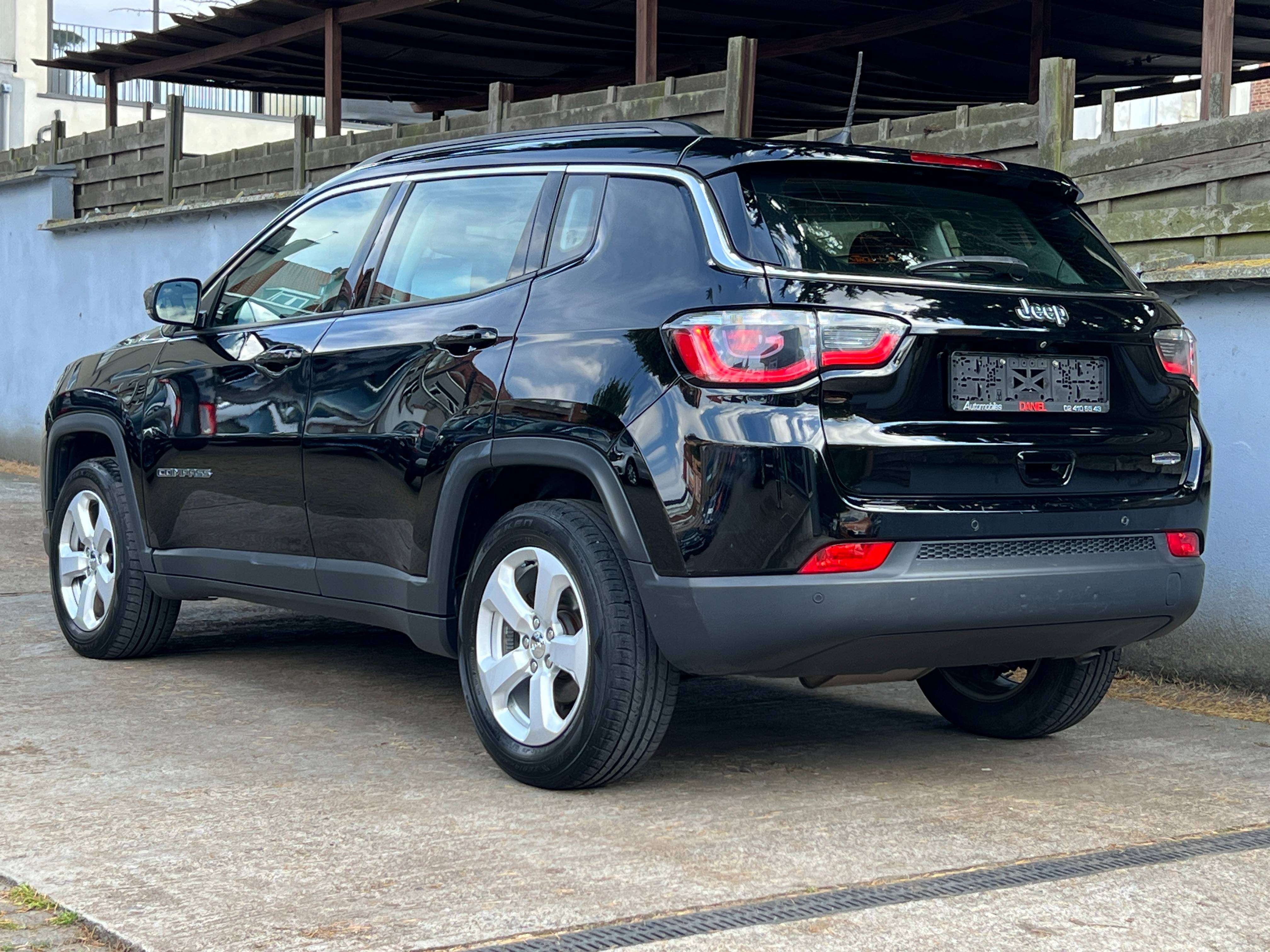 Jeep Compass 1.6 MJD 4x2 Longitude Business 12 mois de garantie