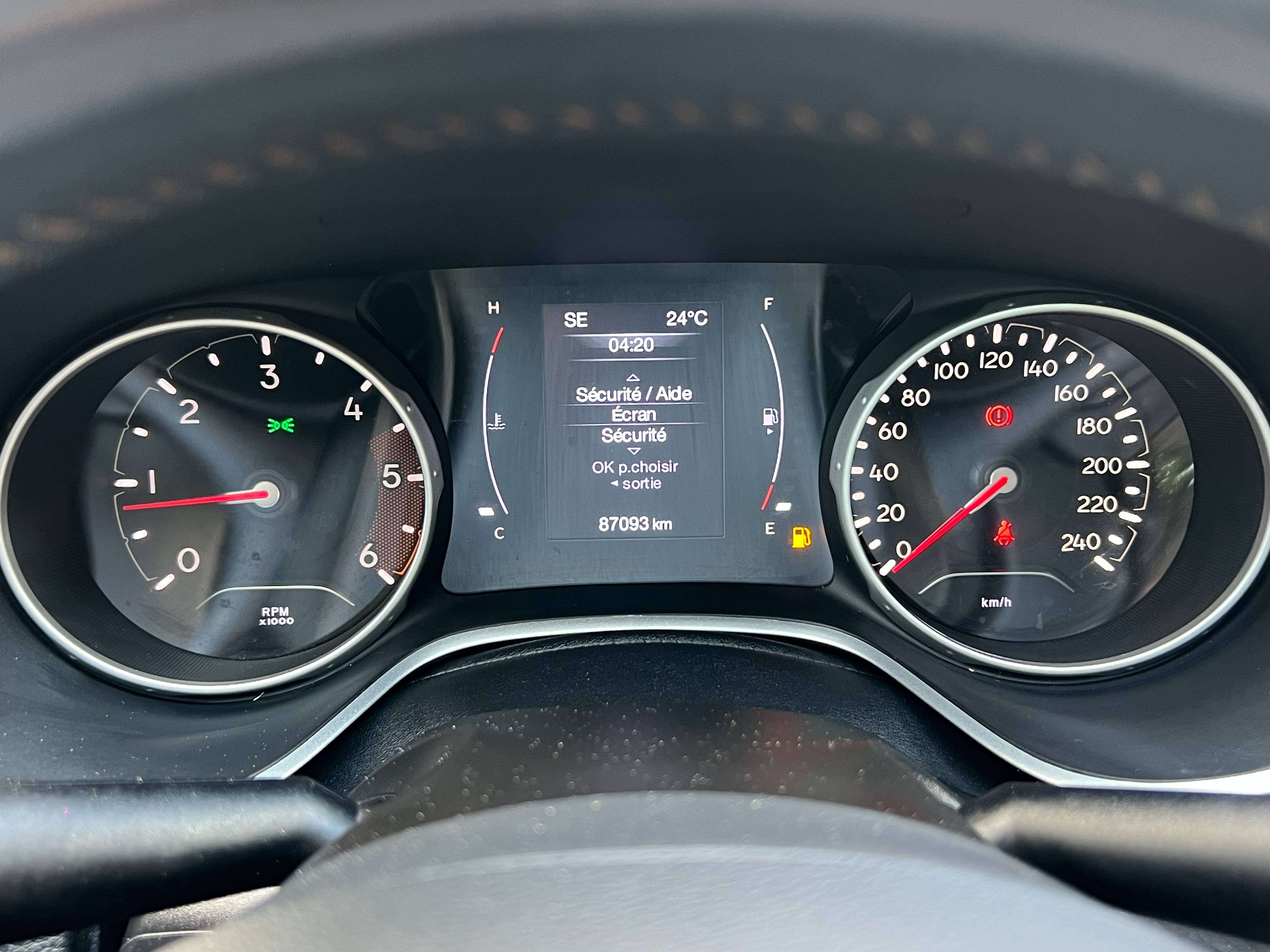 Jeep Compass 1.6 MJD 4x2 Longitude Business 12 mois de garantie