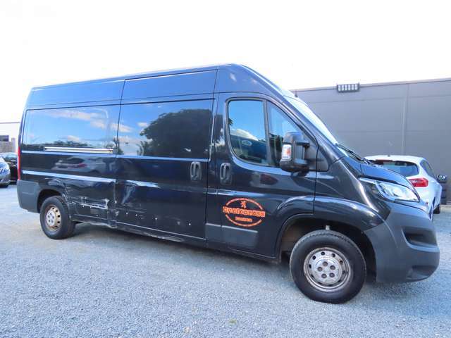 Peugeot Boxer 2.0 BlueHDi L2H2 Premium Pack S/S