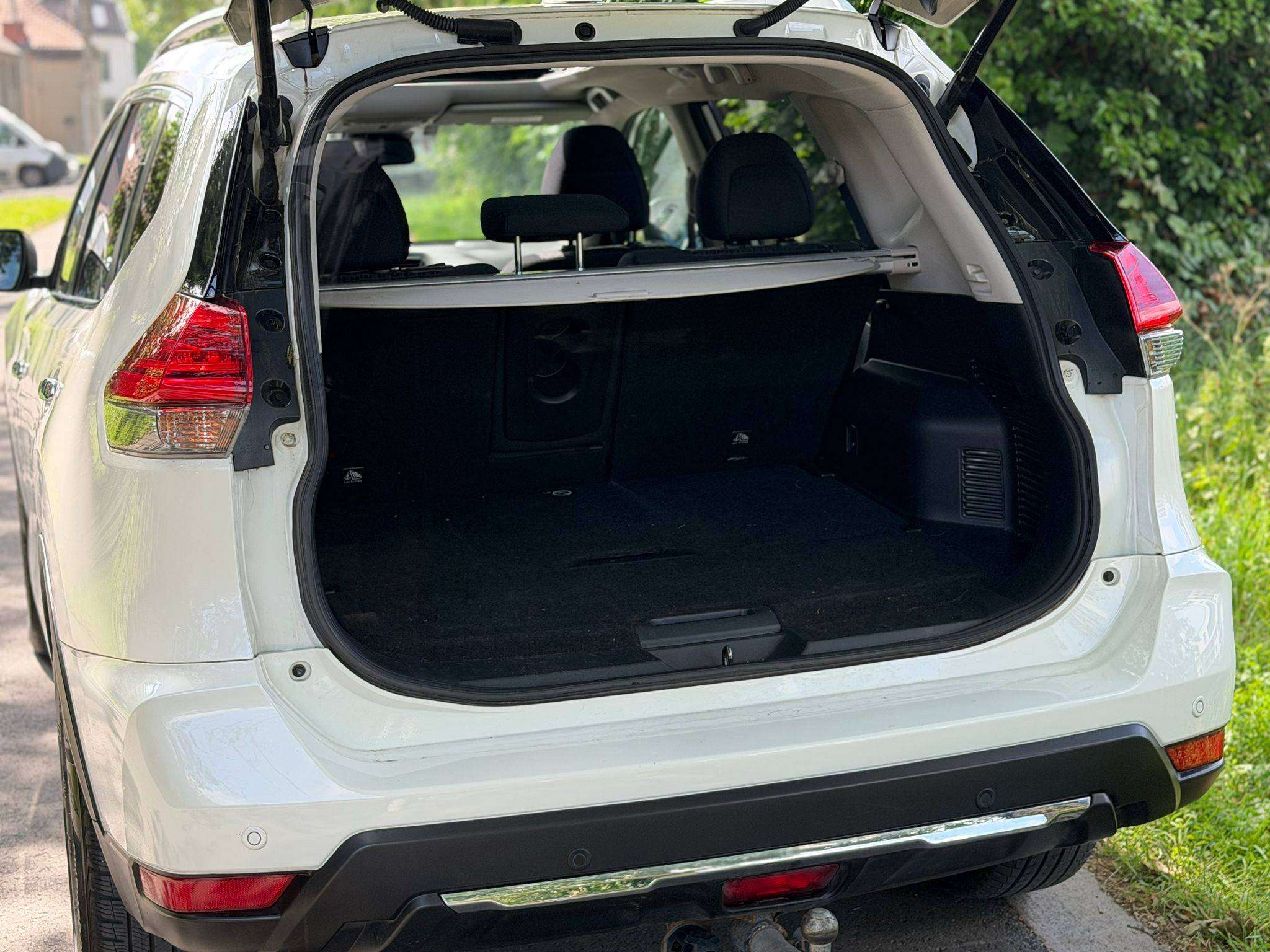 Nissan X-Trail 1.7 dCi 4WD N-Tec - Xtronic-360°-Toit Pano