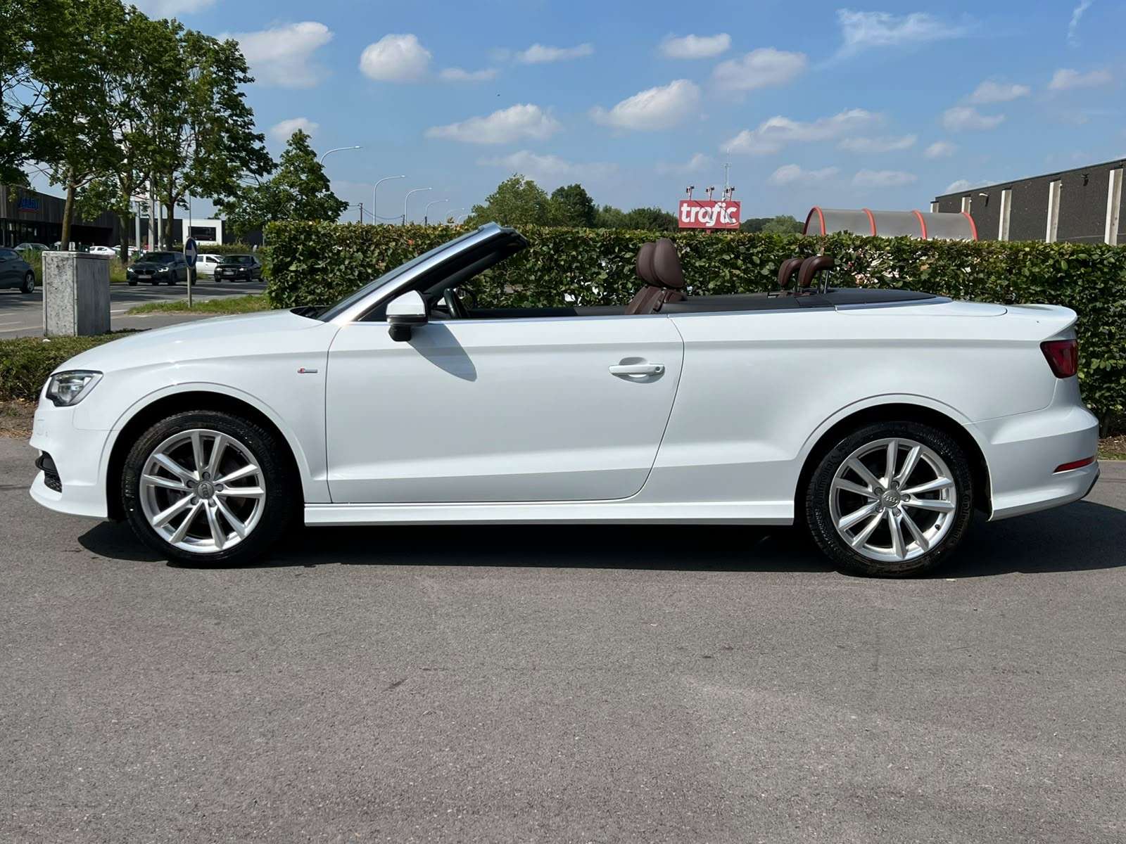 Audi A3 A3 Cabriolet 1.6 TDi S line GARANTI ECRAN CLIM CUIR XENON