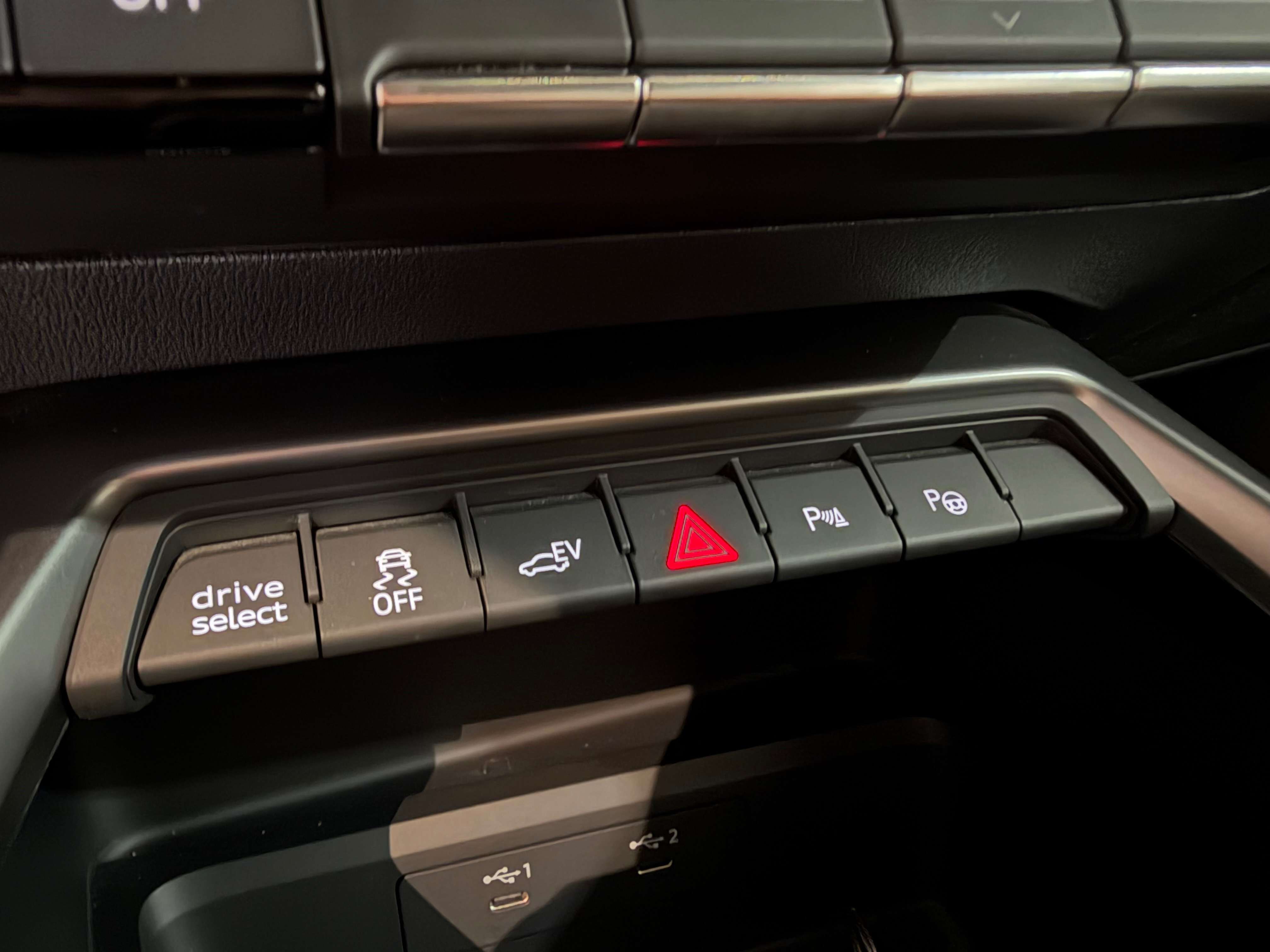 Audi A3 Sportback PHEV 40 TFSI e S-Tronic - GARANTIE 12MOIS - 1ERPRO - TVA DEDUCTIBLE