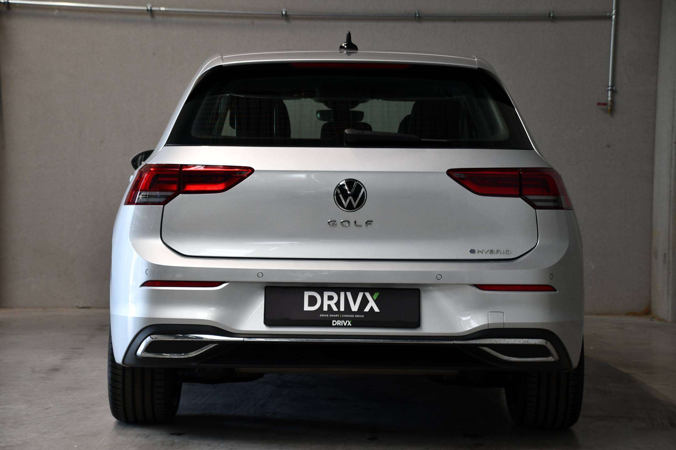Volkswagen Golf Golf - PHEV - Camera - Carplay - Adaptive Cruise Control - Sfeerverlichting - DAB