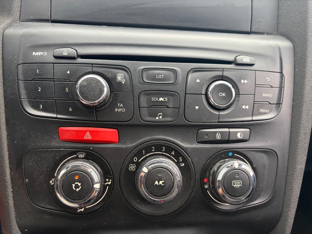 Citroen C4 2013 1.6l HDI 90 Attraction RÉGULATEUR AUXILIAIRE PAYEMENT EN 3FOIS