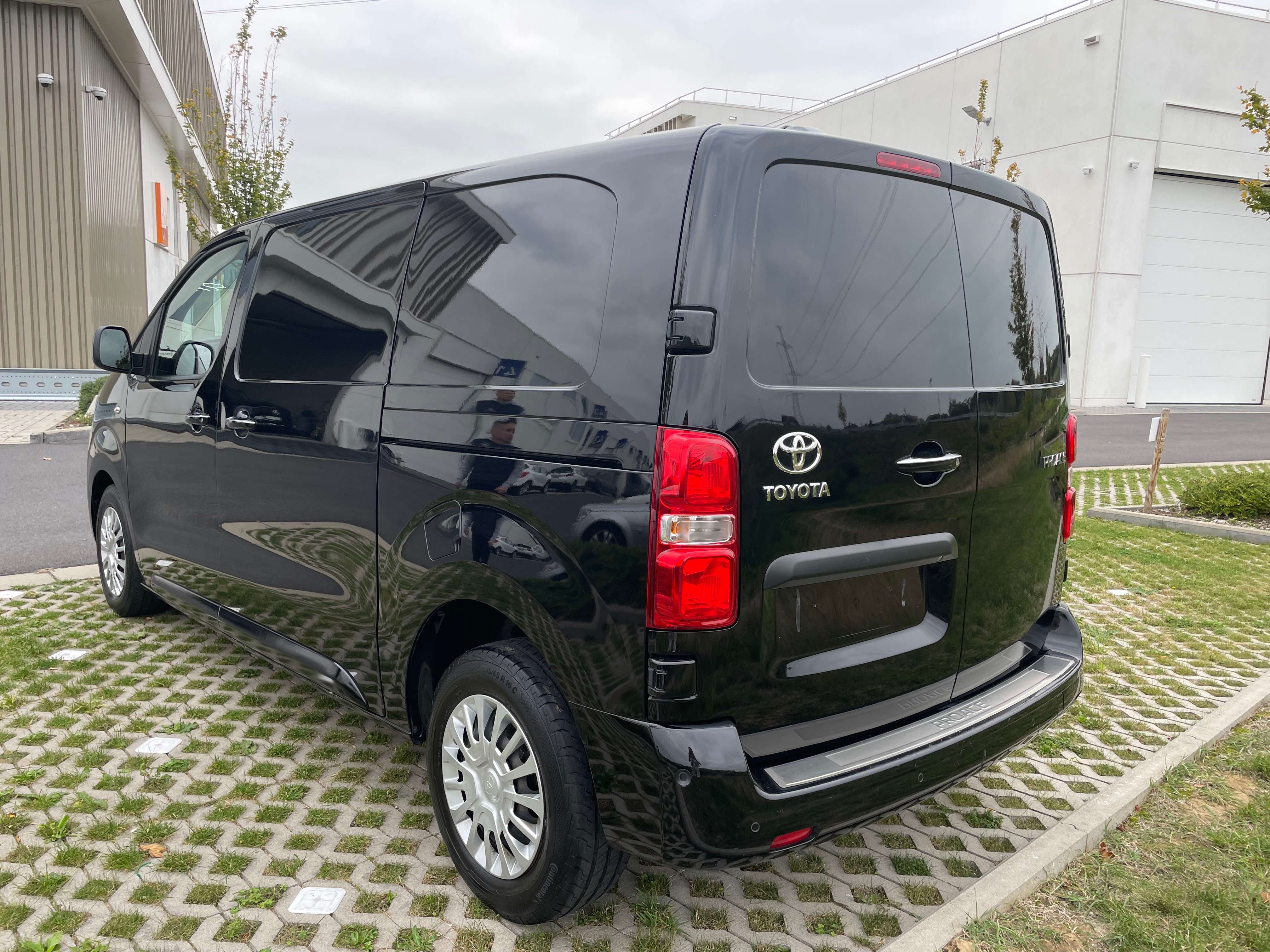 Toyota Proace 2.0 D-4D Medium Comfort S/S