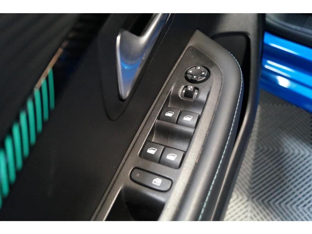 Peugeot 208 e- - 136 II 2019 BERLINE Allure PHASE 1