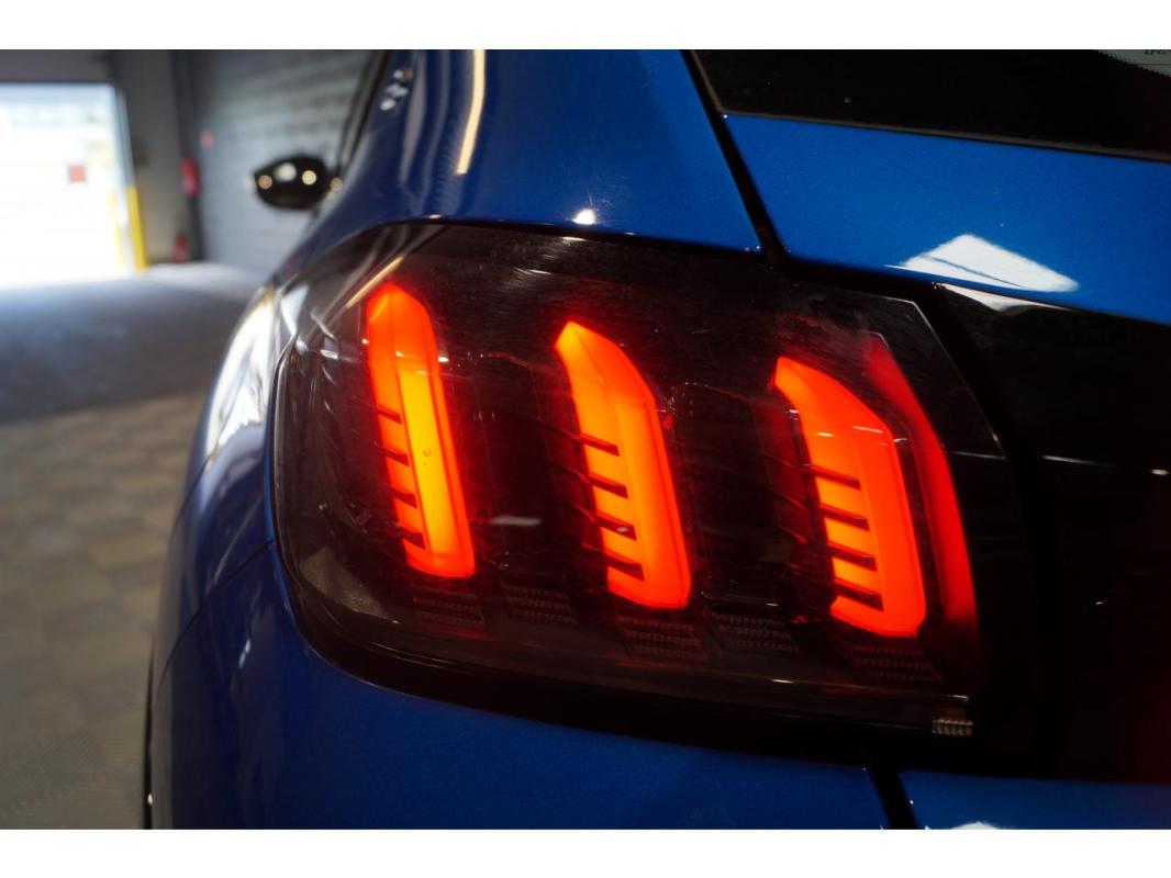Peugeot 208 e- - 136 II 2019 BERLINE Allure PHASE 1