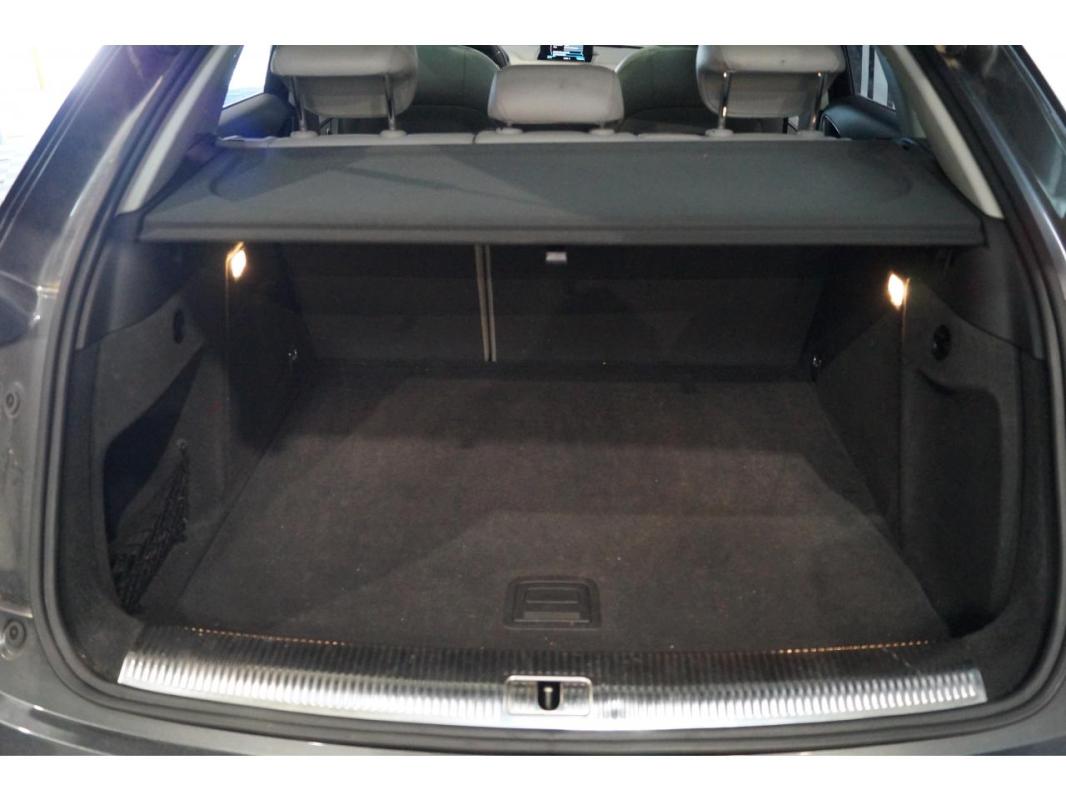Audi Q3 Quattro 2.0 TDI DPF - 177 BV S-tronic Ambition Luxe Entretien Audi