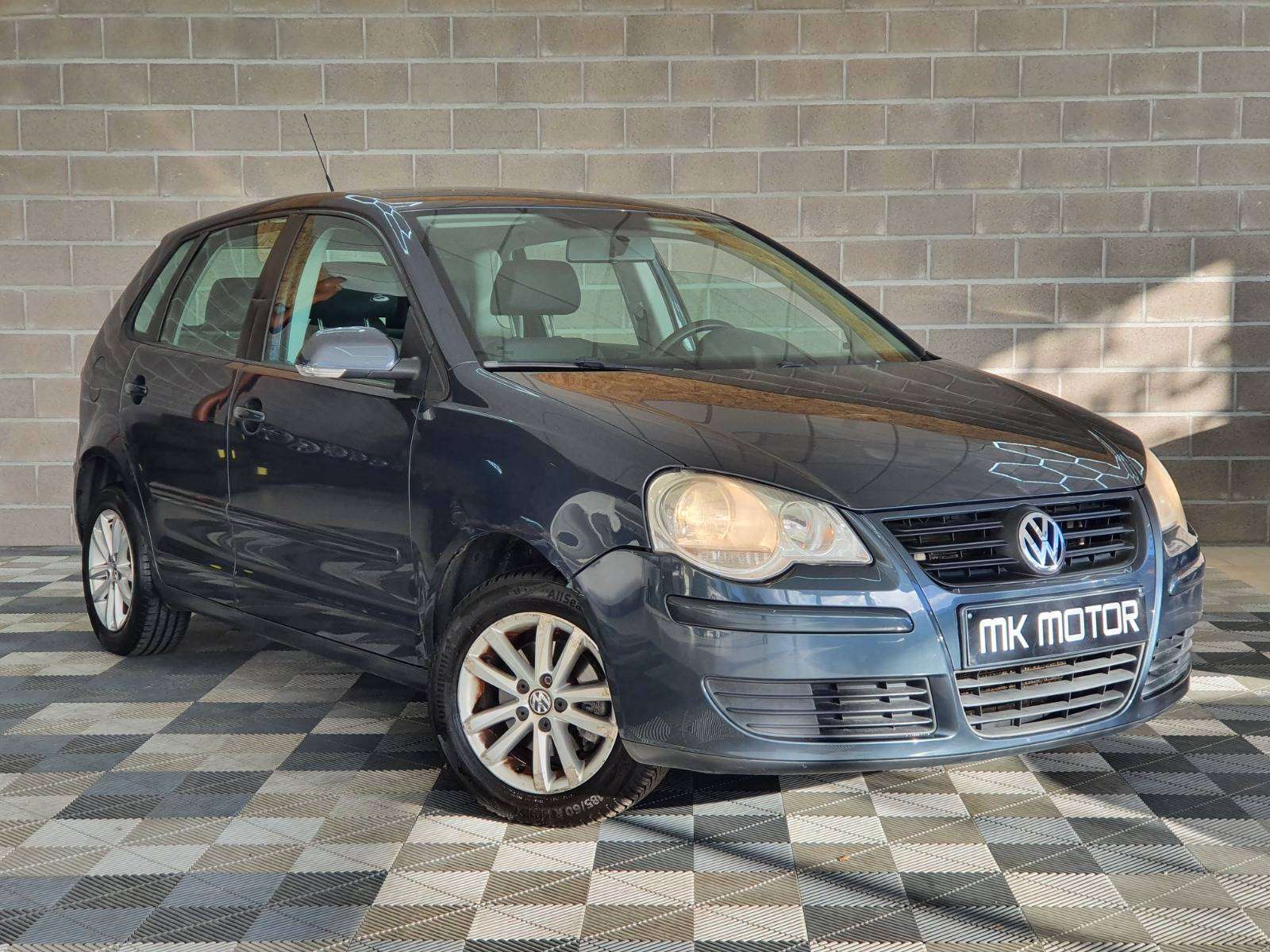 Volkswagen Polo 🟢1.2 ESSENCE 60CV - 5 PORTES - CLIM - BLUETOOTH
