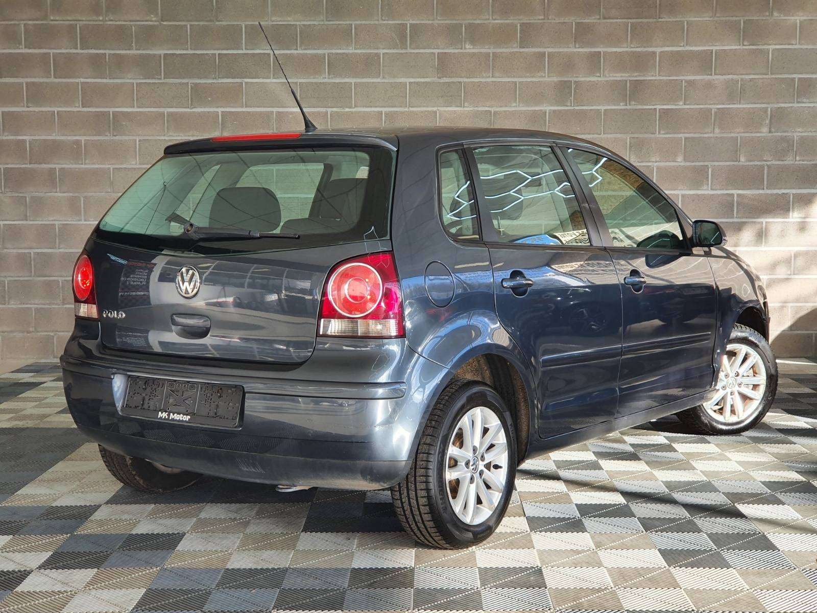 Volkswagen Polo 🟢1.2 ESSENCE 60CV - 5 PORTES - CLIM - BLUETOOTH