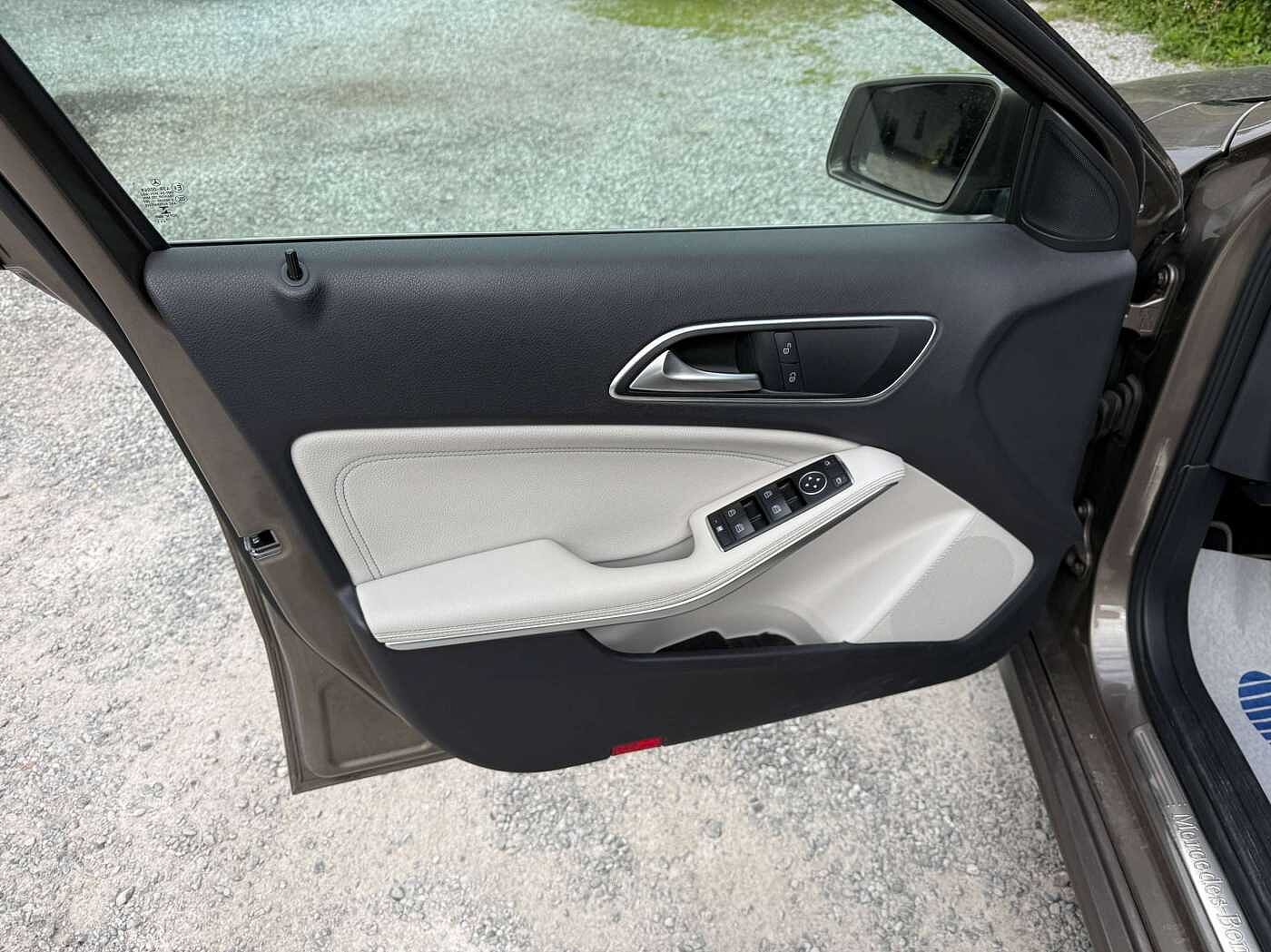 Mercedes-Benz A 160 A 160 CDI