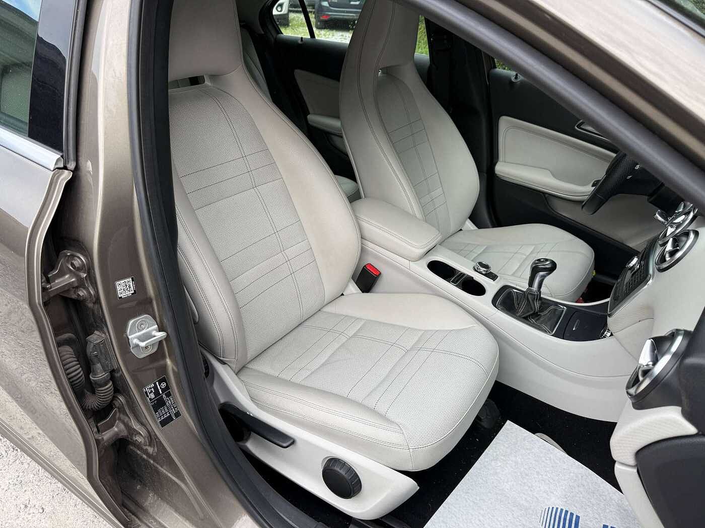 Mercedes-Benz A 160 A 160 CDI