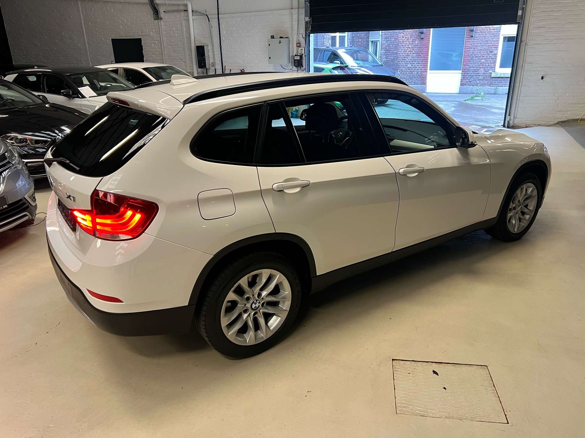 BMW X1 2.0 d sDrive18 *CLIM*SIEGES CHAUF*CARNET COMPLET*