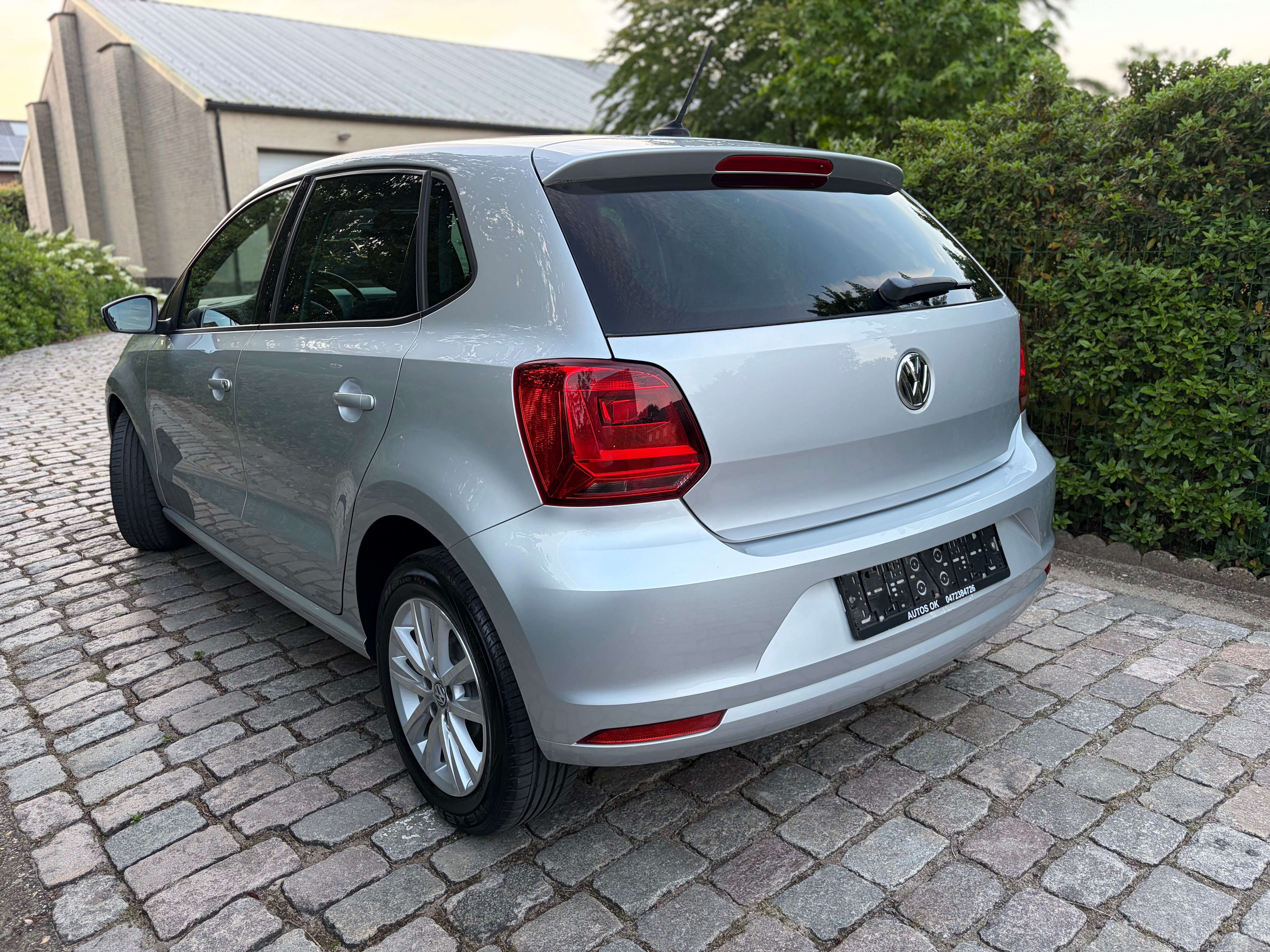 Volkswagen Polo 1.0i Trendline in zeer goede staat  ### 35000 km ###