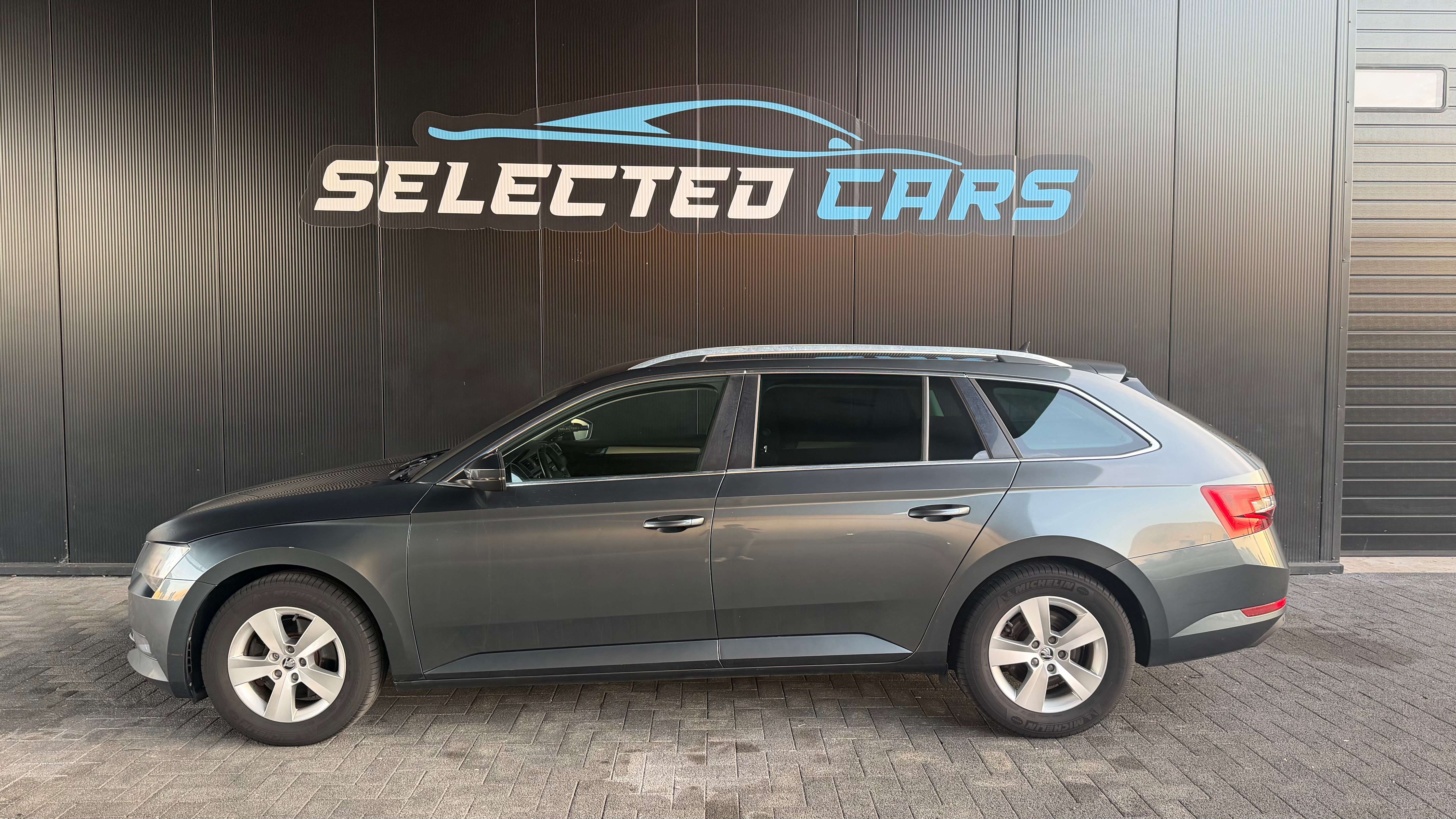 Skoda Superb SW 1.6 CR TDi Corporate Plus Edition DSG