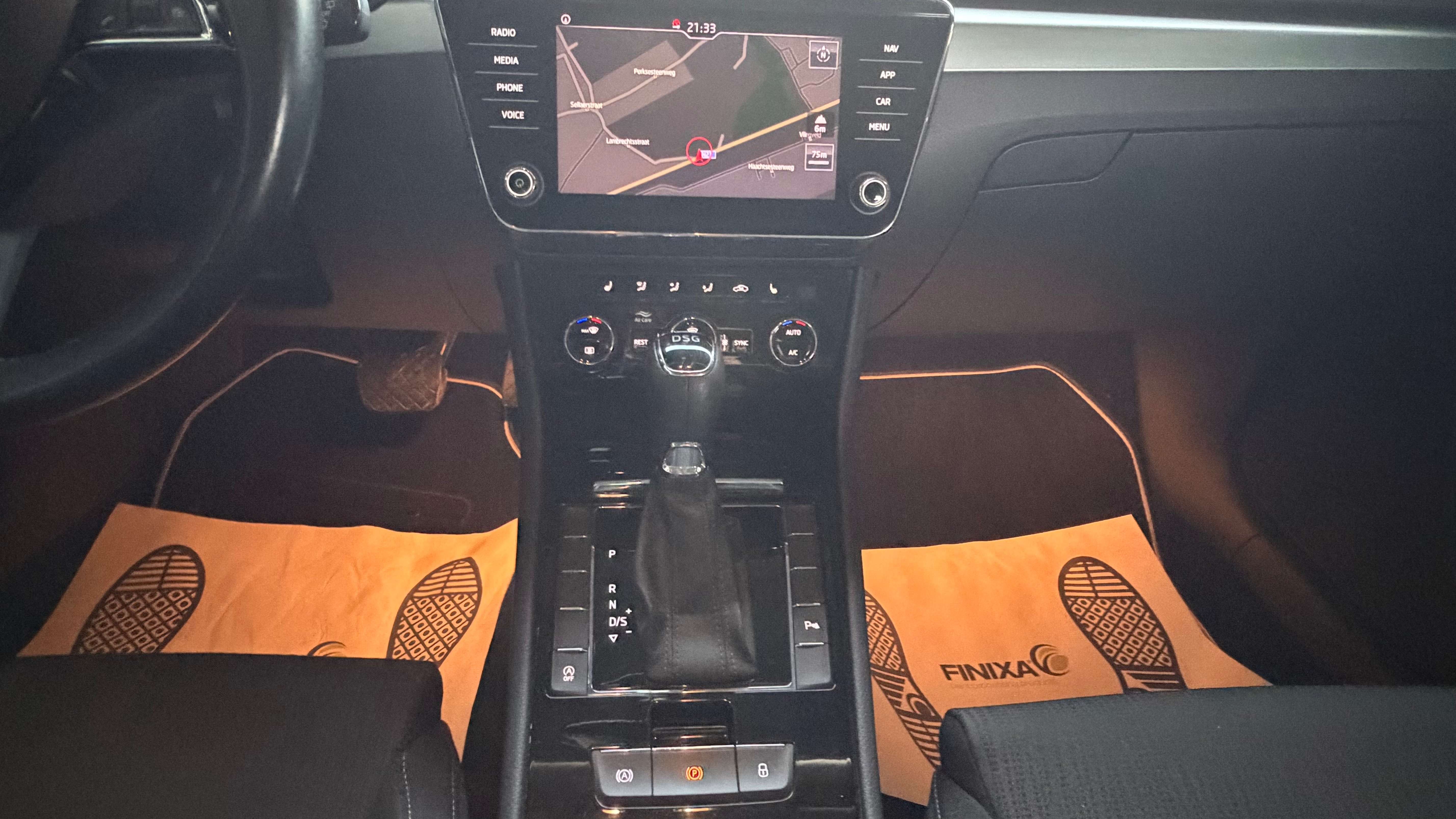 Skoda Superb SW 1.6 CR TDi Corporate Plus Edition DSG