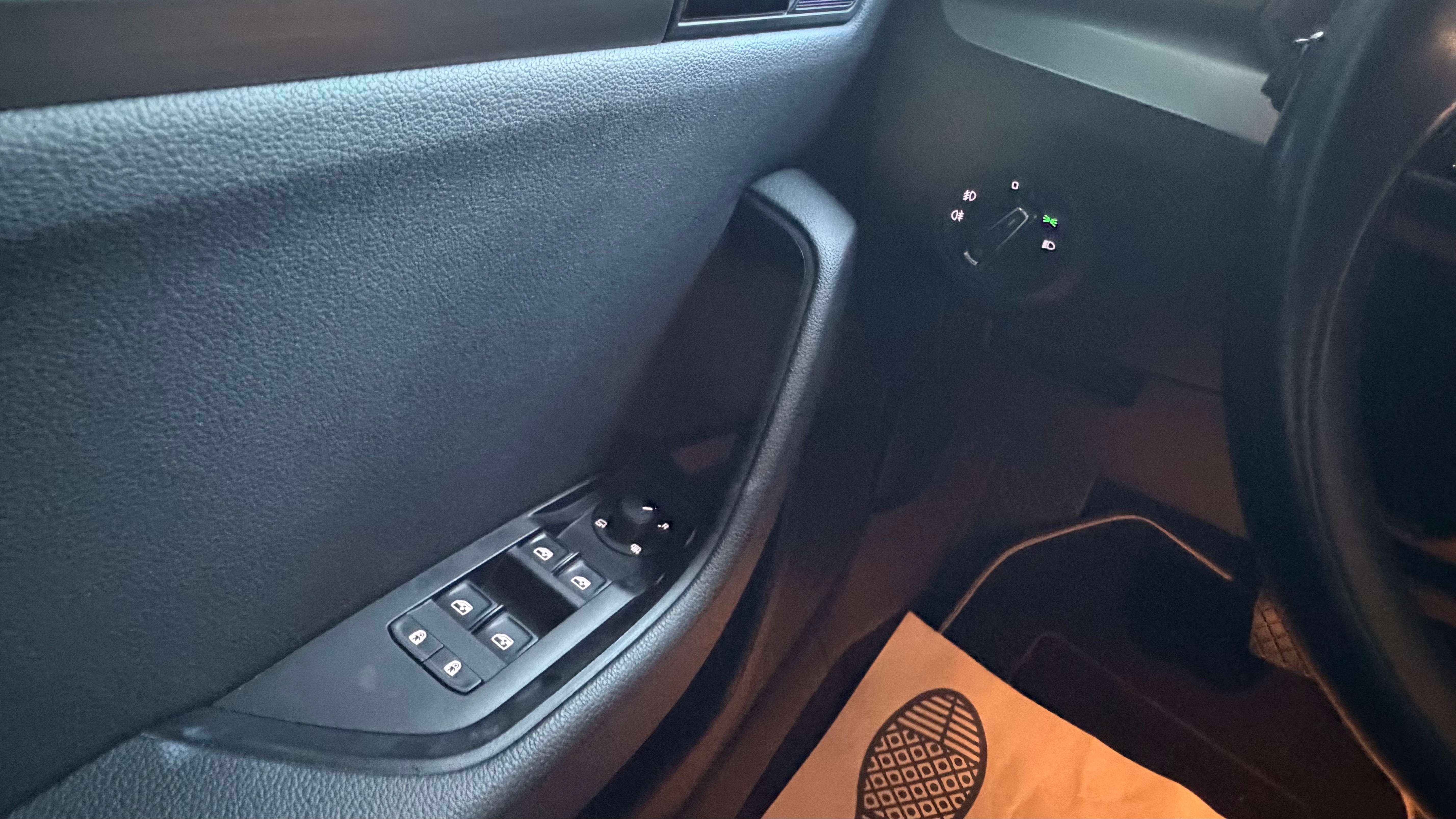 Skoda Superb SW 1.6 CR TDi Corporate Plus Edition DSG