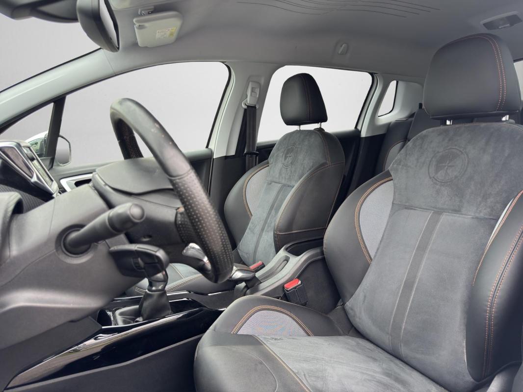 Peugeot 2008 110ch SS BVM5 Crossway