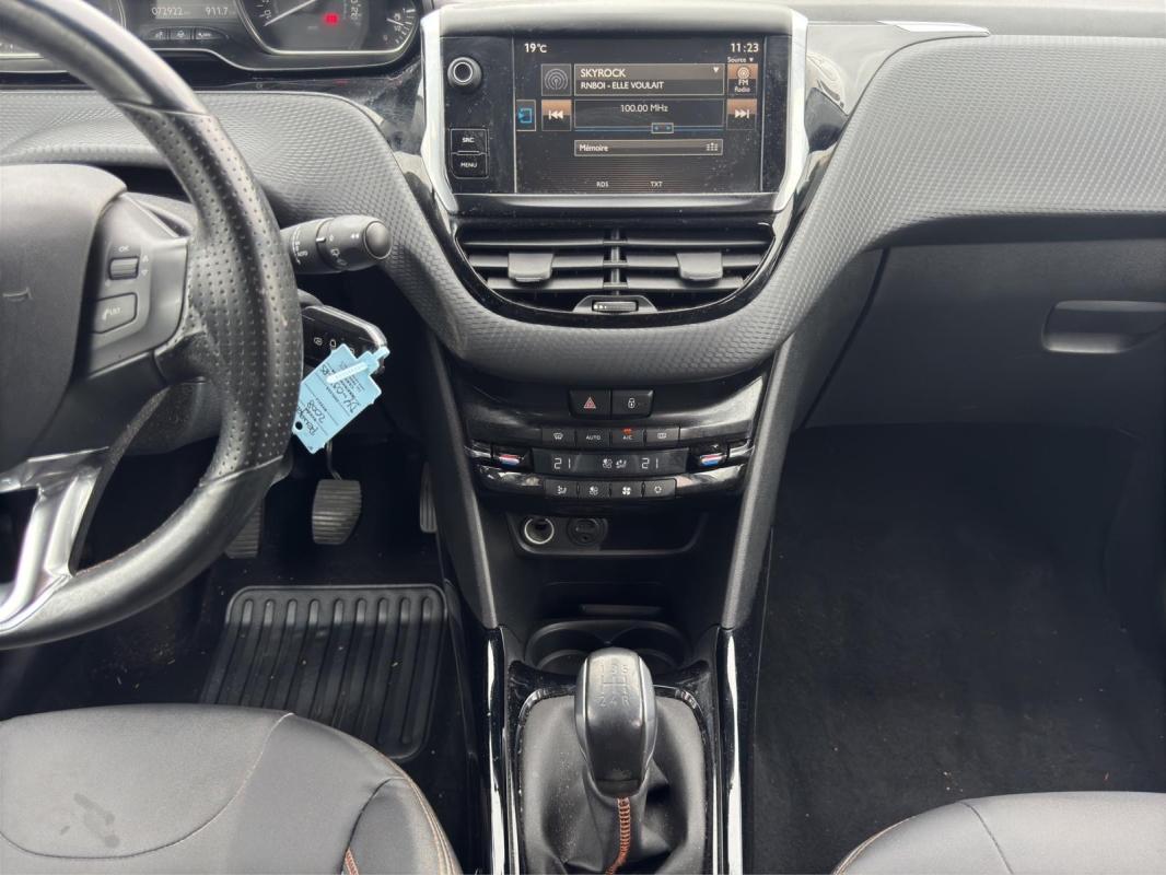 Peugeot 2008 110ch SS BVM5 Crossway
