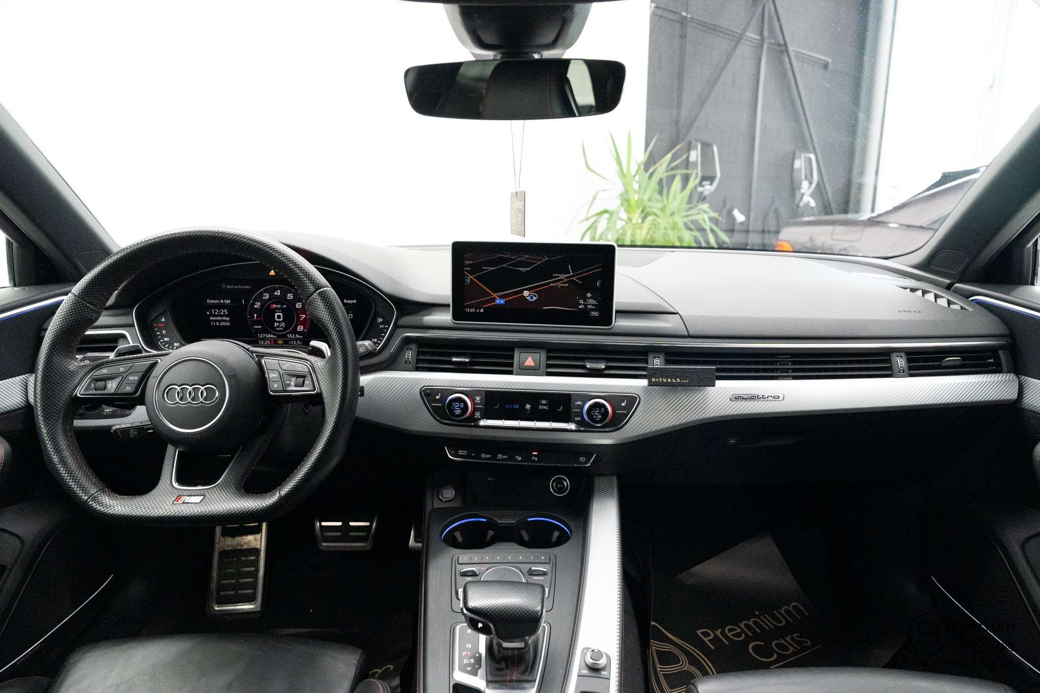 Audi RS4 Avant Quattro Exclusive! Swiss Spec! ACC, HUD, Massage!
