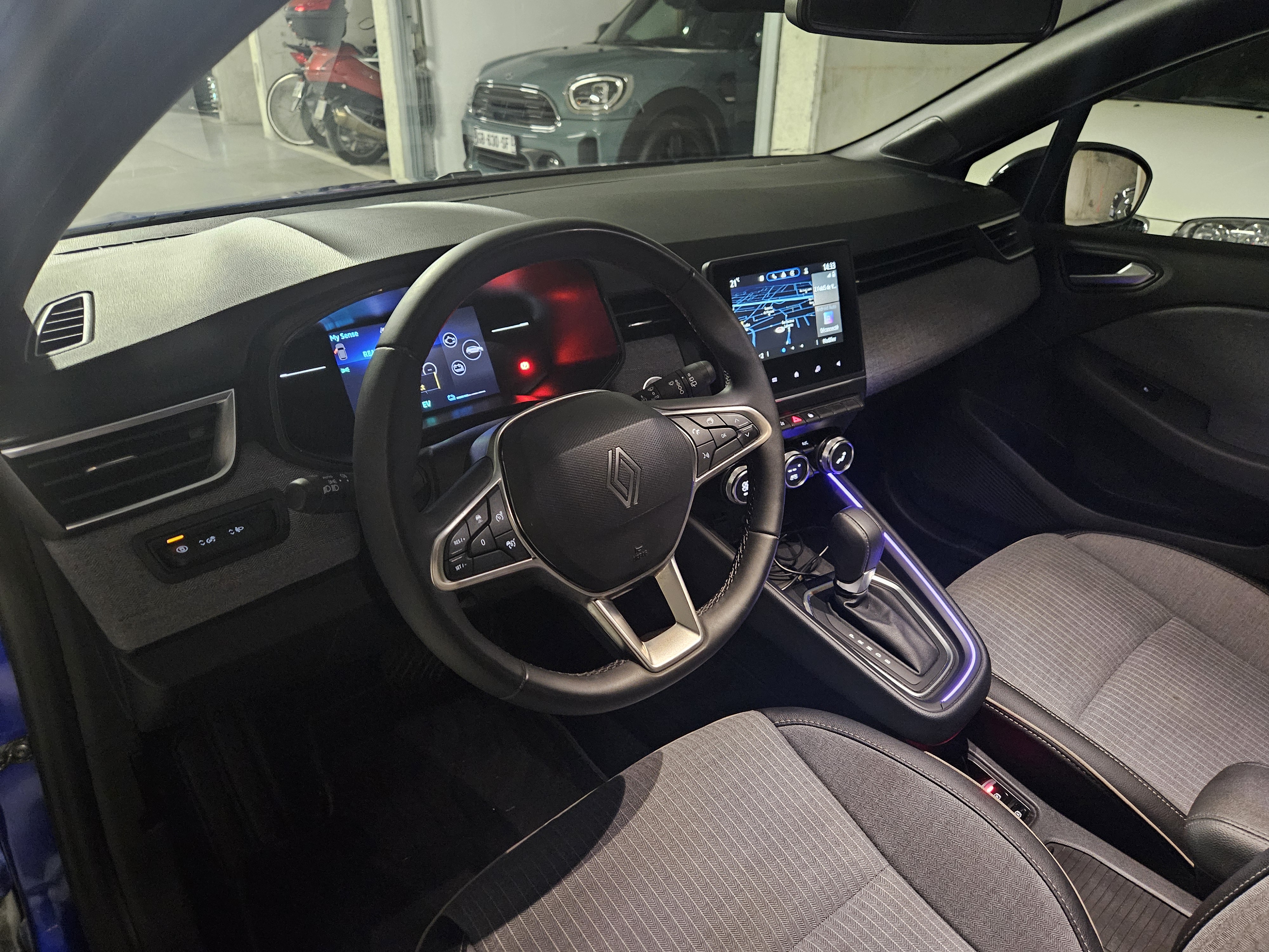 Renault Clio V (2) 1.6 E-TECH FULL HYBRID 145 TECHNO