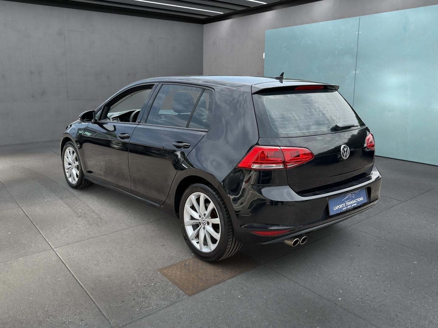 Volkswagen GOLF VII 2.0 TDI 150CH BLUEMOTION TECHNOLOGY FAP CARAT DSG6 5P