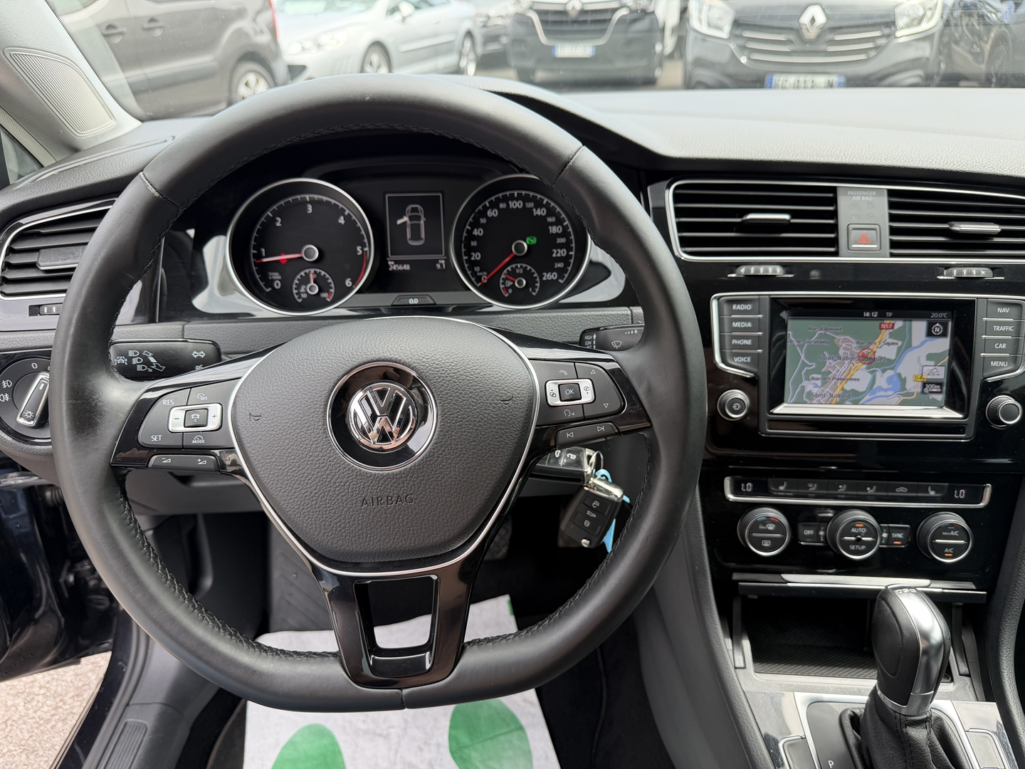 Volkswagen GOLF VII 2.0 TDI 150CH BLUEMOTION TECHNOLOGY FAP CARAT DSG6 5P