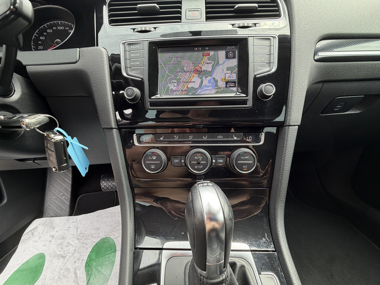 Volkswagen GOLF VII 2.0 TDI 150CH BLUEMOTION TECHNOLOGY FAP CARAT DSG6 5P