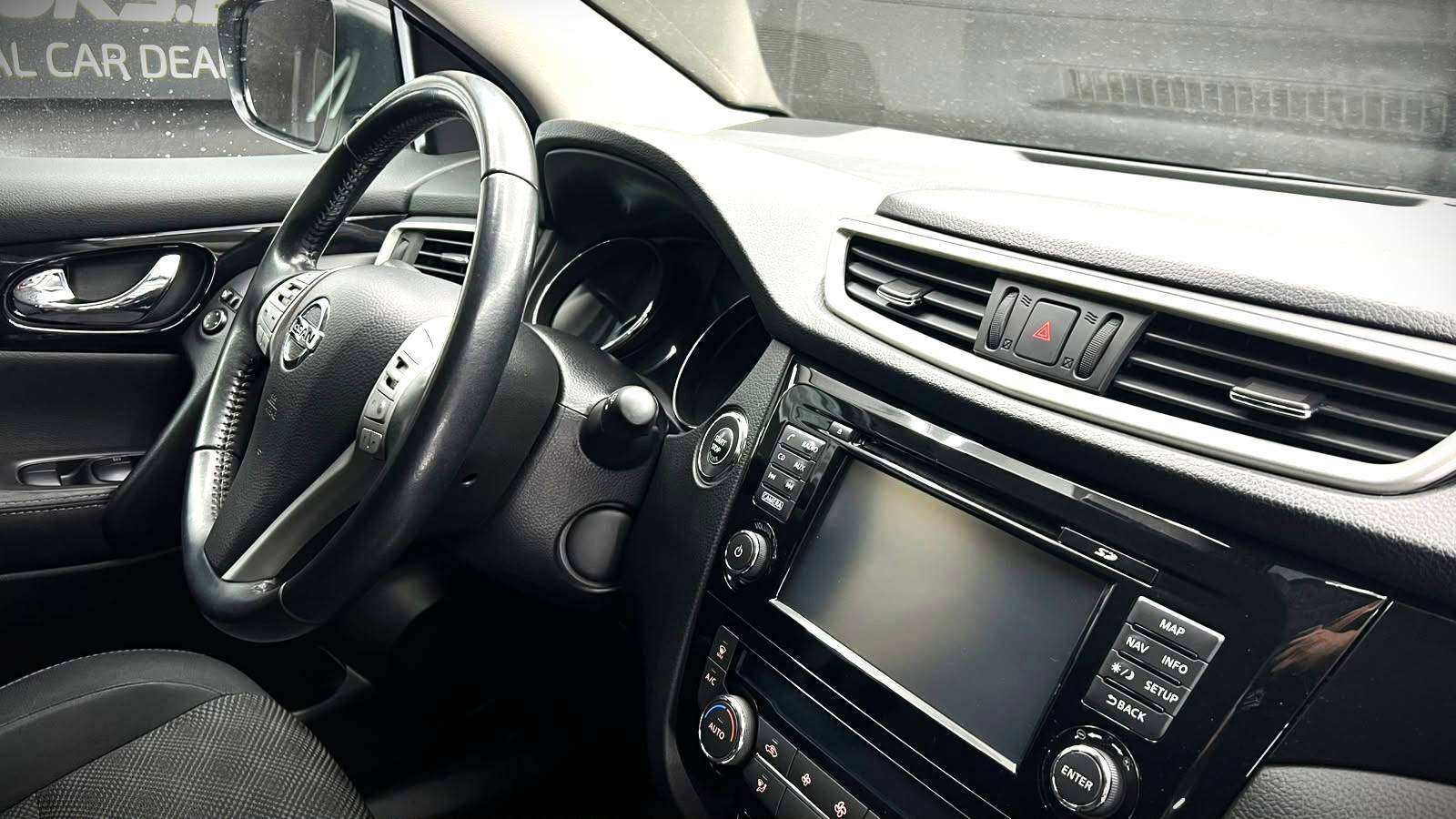 Nissan Qashqai Qashqai 1.2 DIG-T 2WD Business Edition