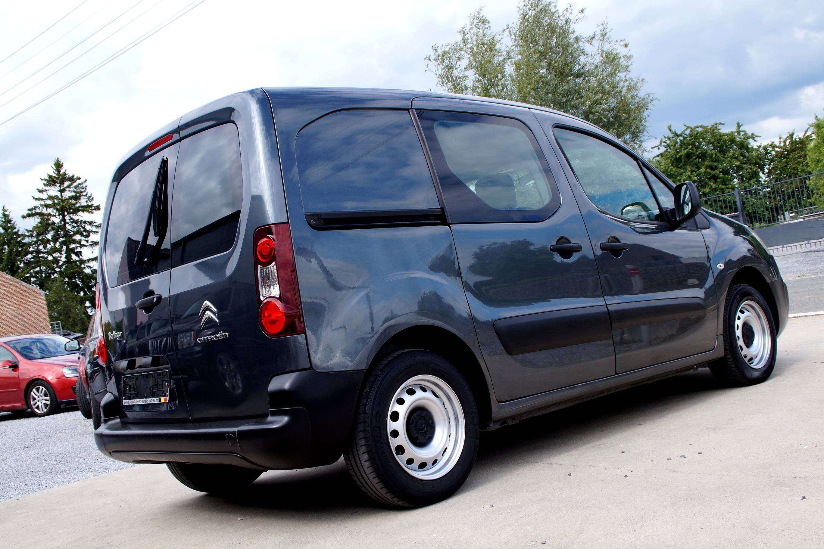 Citroen Berlingo 1.6 HDi 100cv 3places _Utilitaire & Garantie ✅