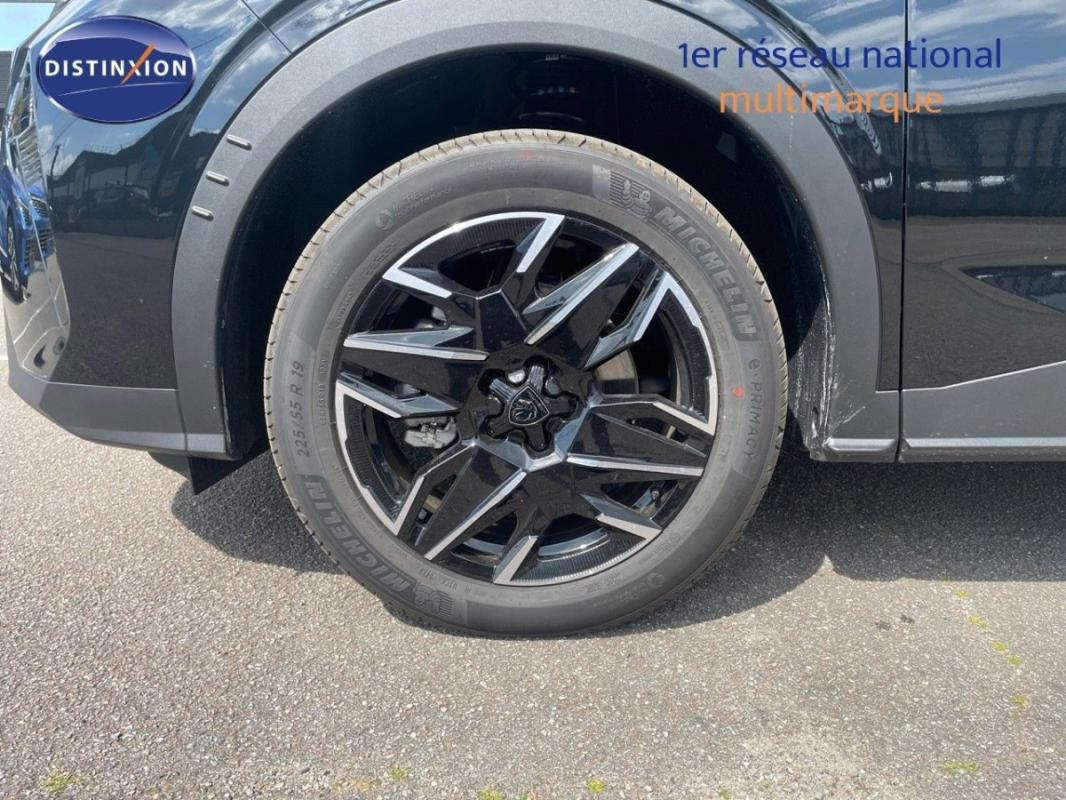 Peugeot 5008 1.2 HYBRID 145CH E-DCS6 GT