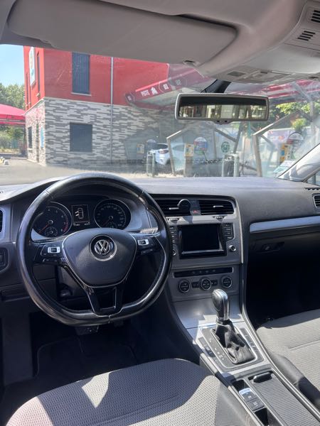 Volkswagen Golf VII 1.2 TSI 105 BLUEMOTION TECHNOLOGY CONFORTLINE DSG7 5P