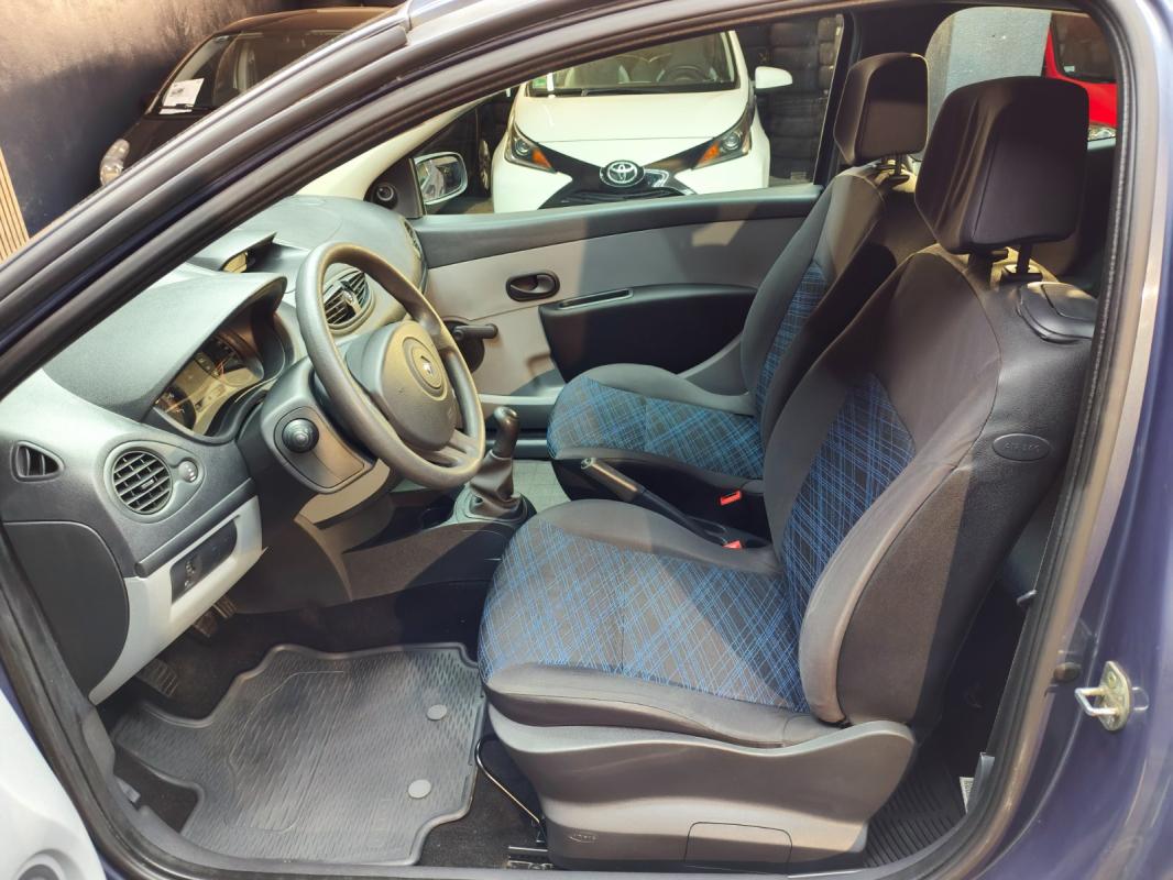 Renault Clio ||| 1.2 16V AUTHENTIQUE