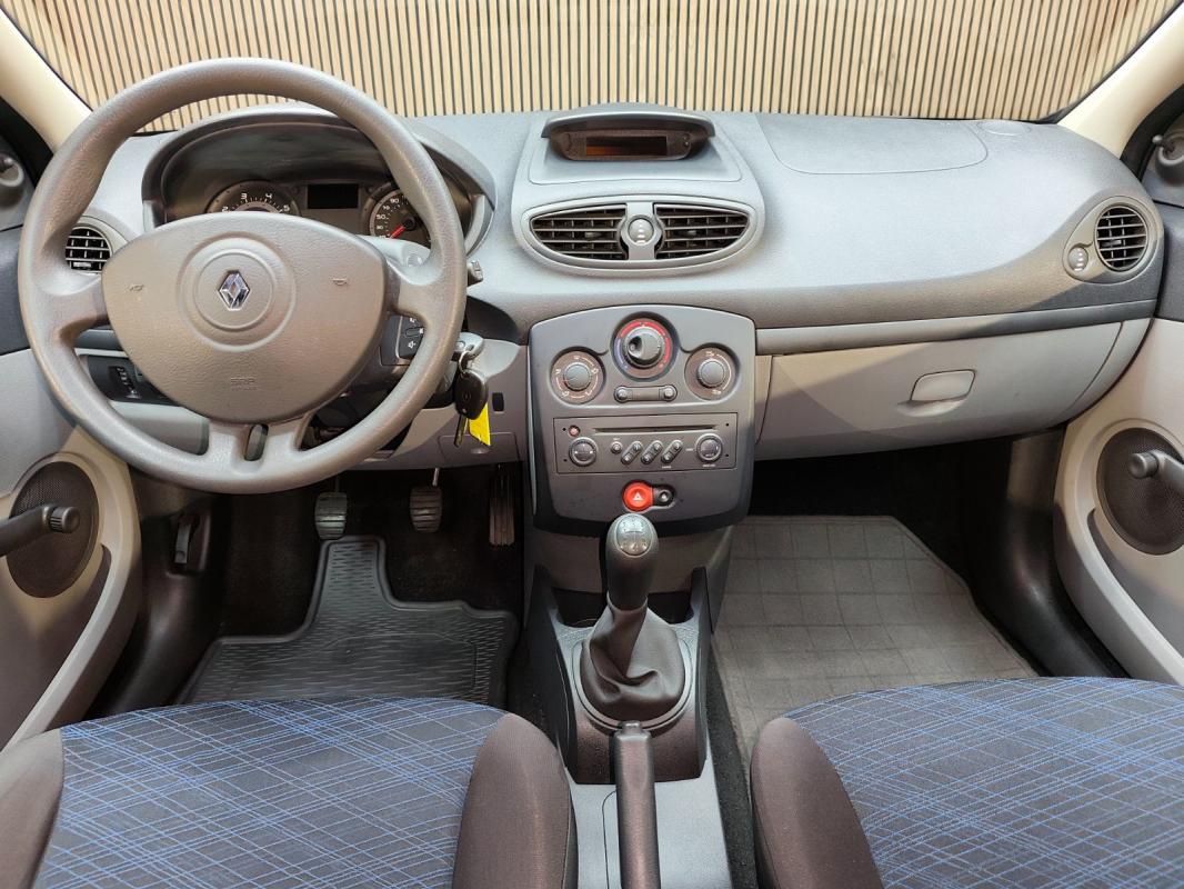 Renault Clio ||| 1.2 16V AUTHENTIQUE