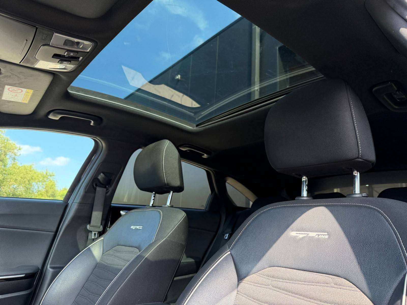 Kia ProCeed / pro_cee'd 1.5*T-GDi*159PK*GT-Line*Panoroof*Carplay*Navigatie*AndroidAuto*Garantie