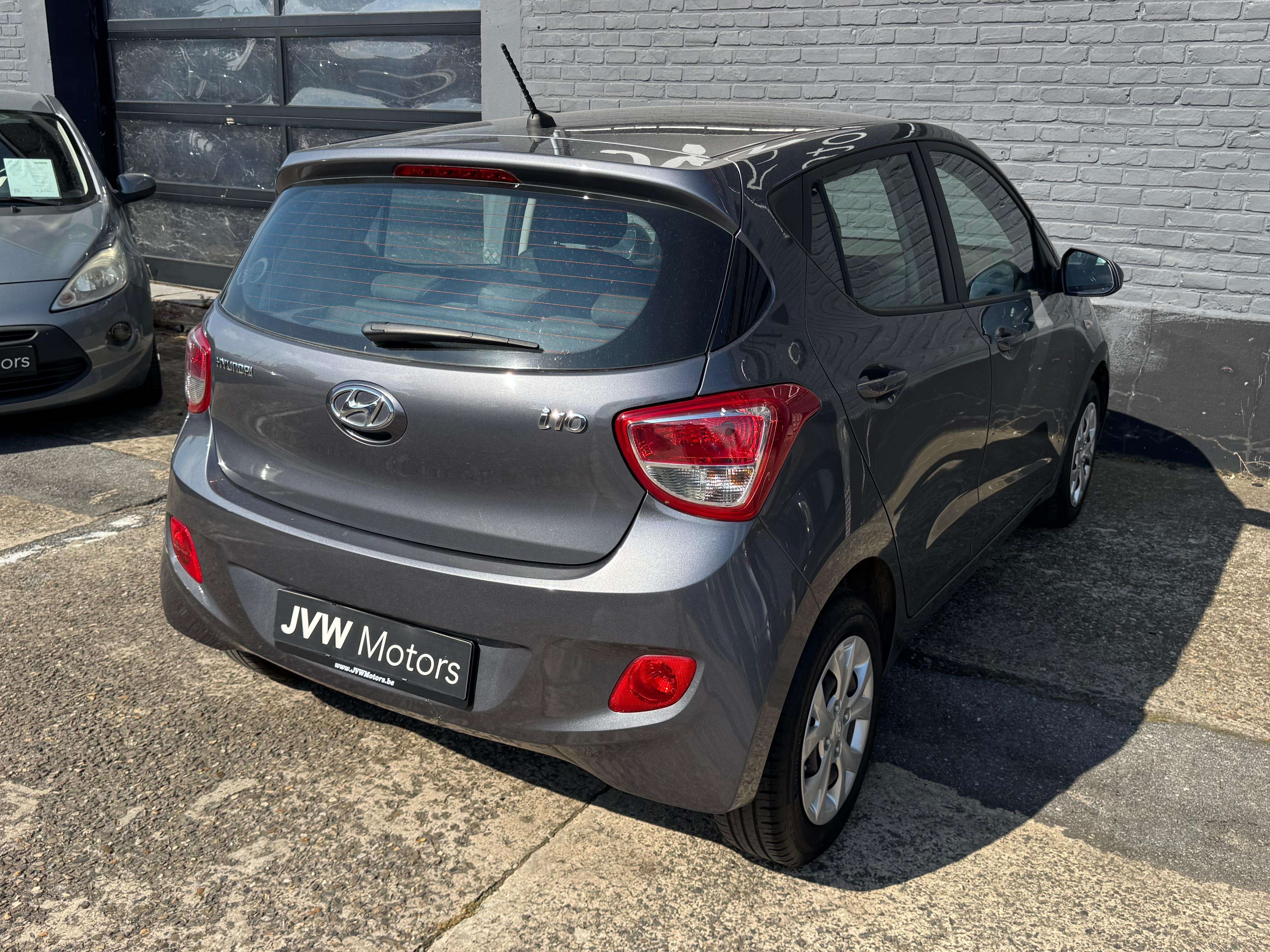 Hyundai i10 1.0i Automaat * Navi * Airco * 38.350 km * 12M Garantie