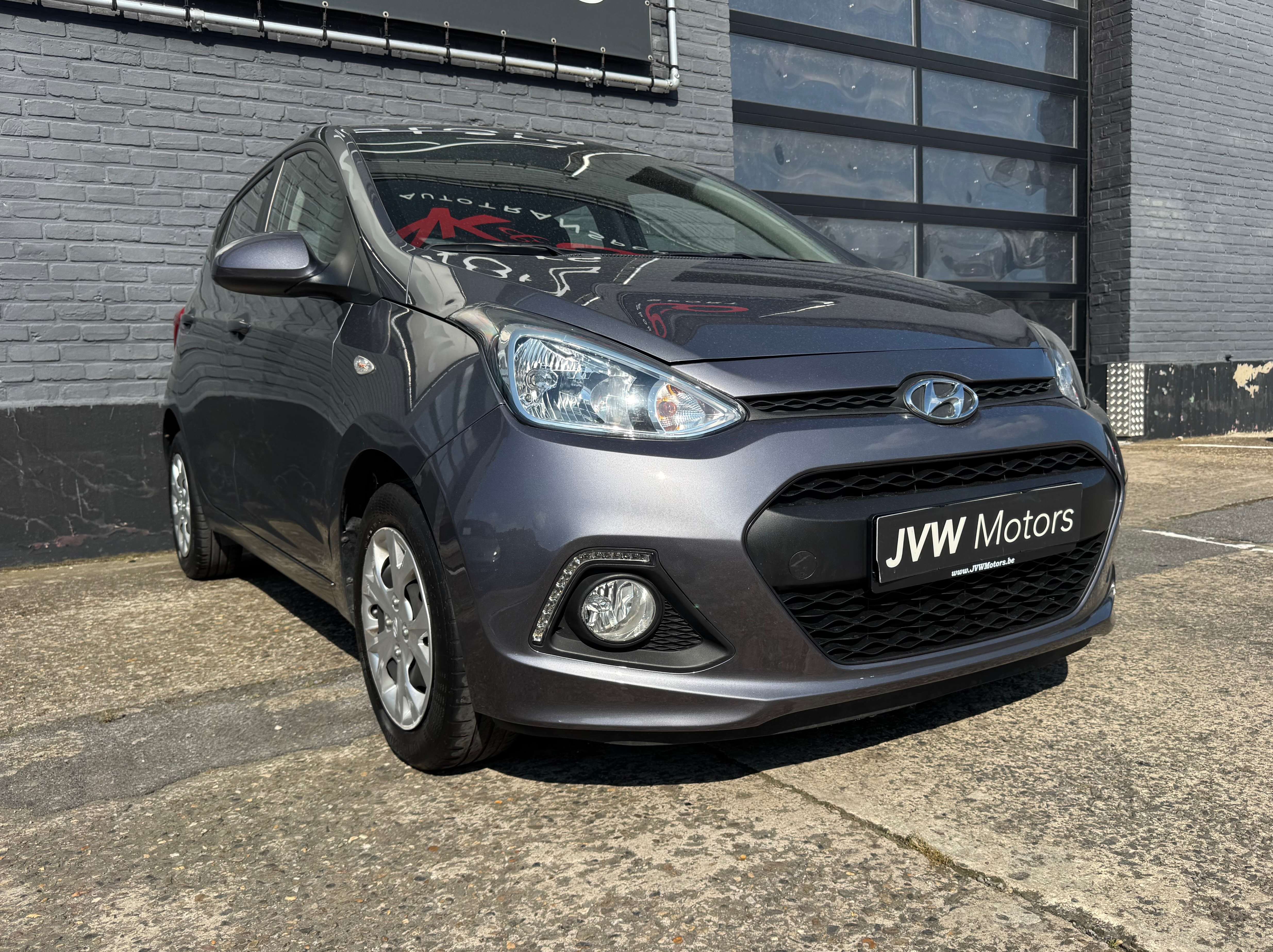 Hyundai i10 1.0i Automaat * Navi * Airco * 38.350 km * 12M Garantie