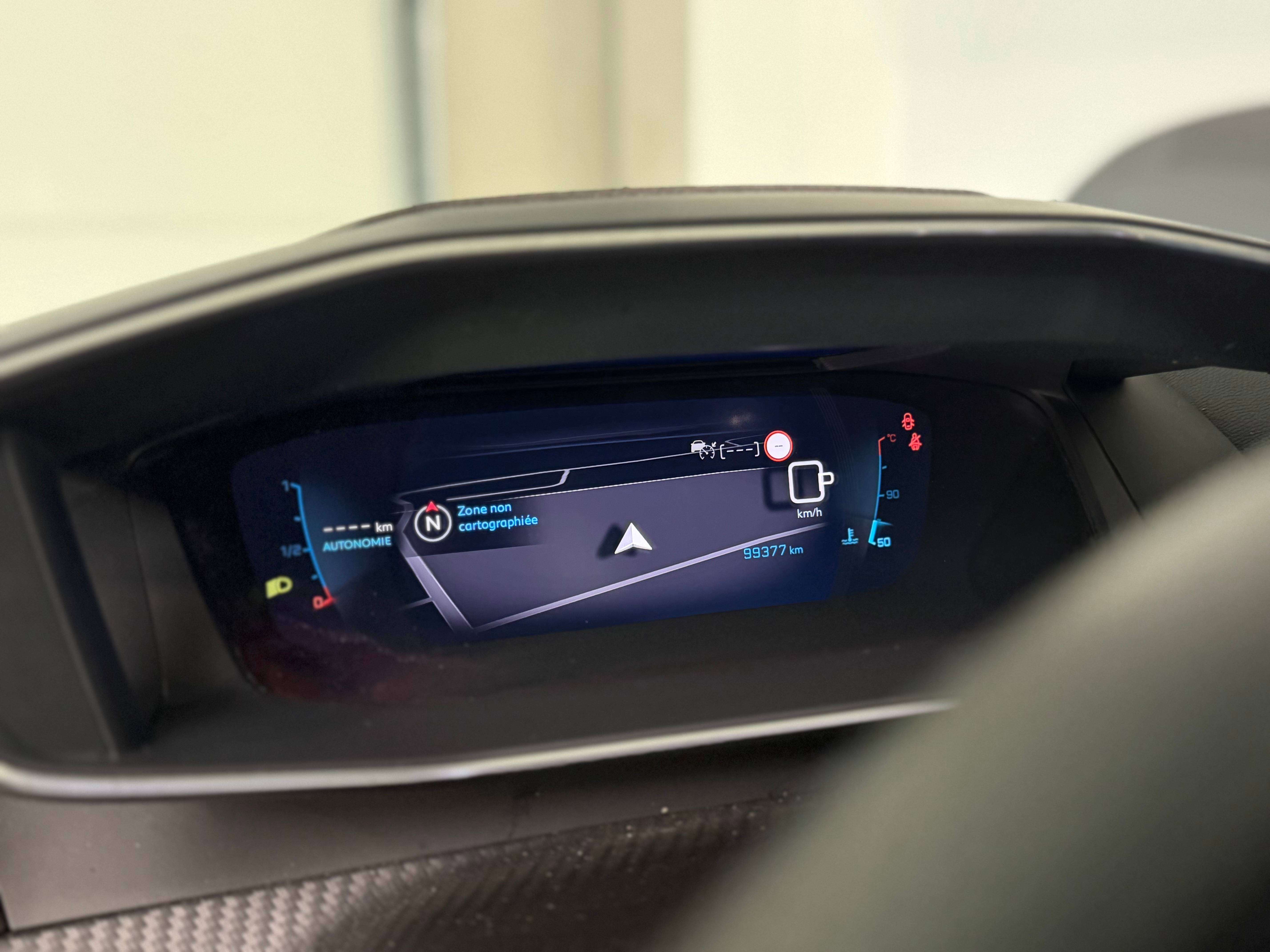 Peugeot 2008 1.2i GT-Line Pack, Capteurs AV/AR, GPS, Sièges chauffants