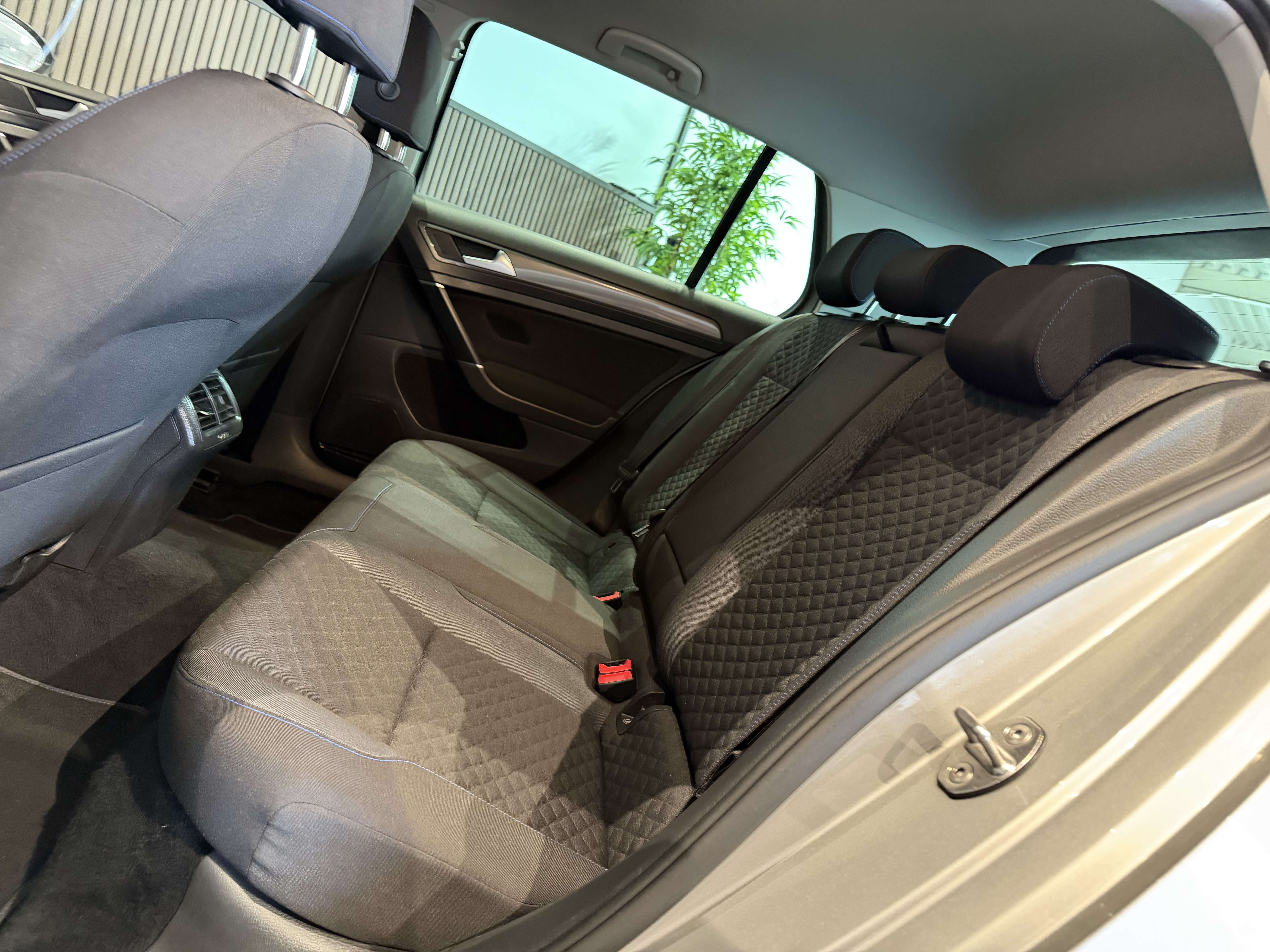 Volkswagen Golf 1.0 TSI Join - GARANTIE 12MOIS - 1ERPRO