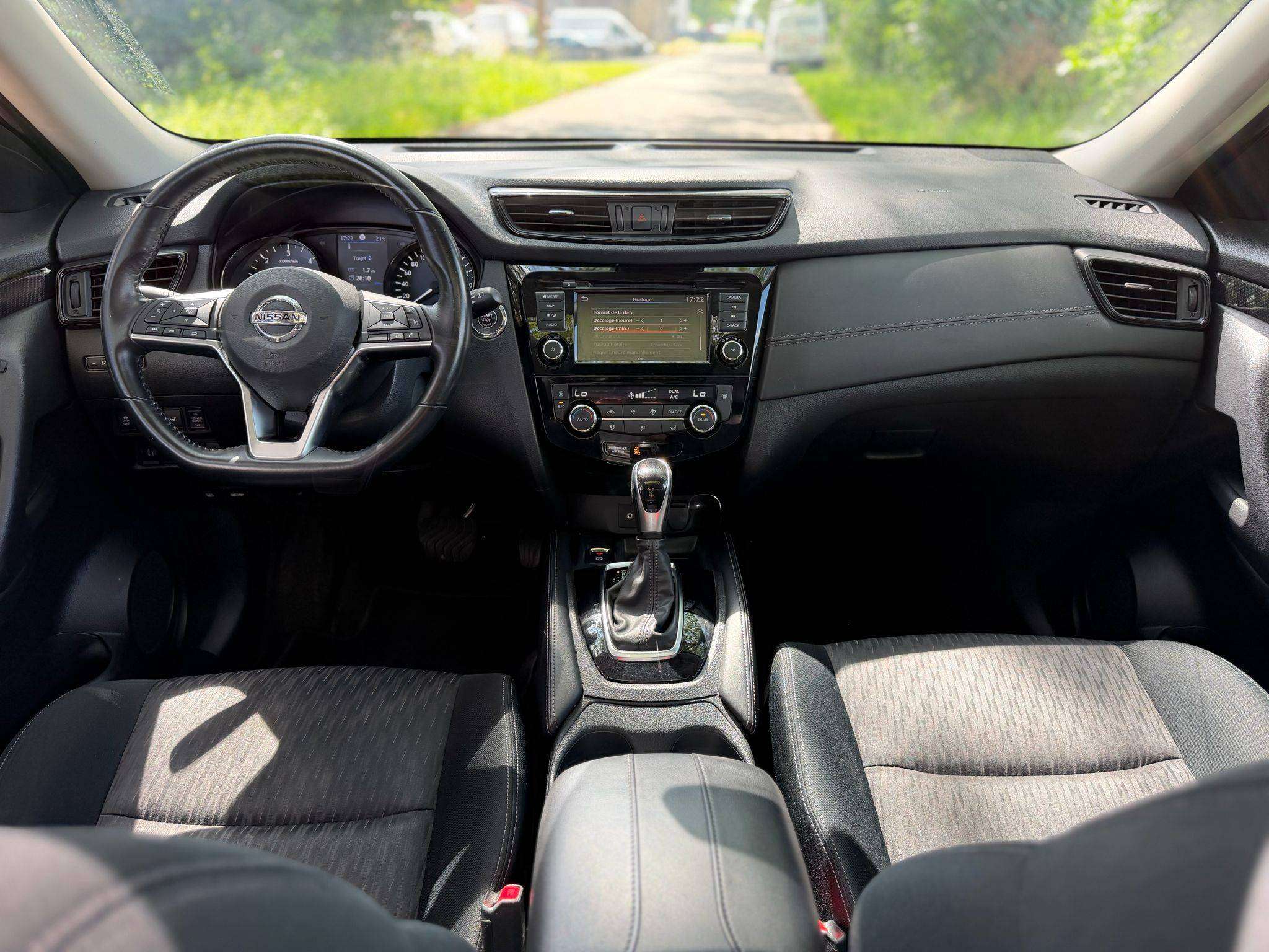 Nissan X-Trail 1.7 dCi 4WD N-Tec - Xtronic-360°-Toit Pano