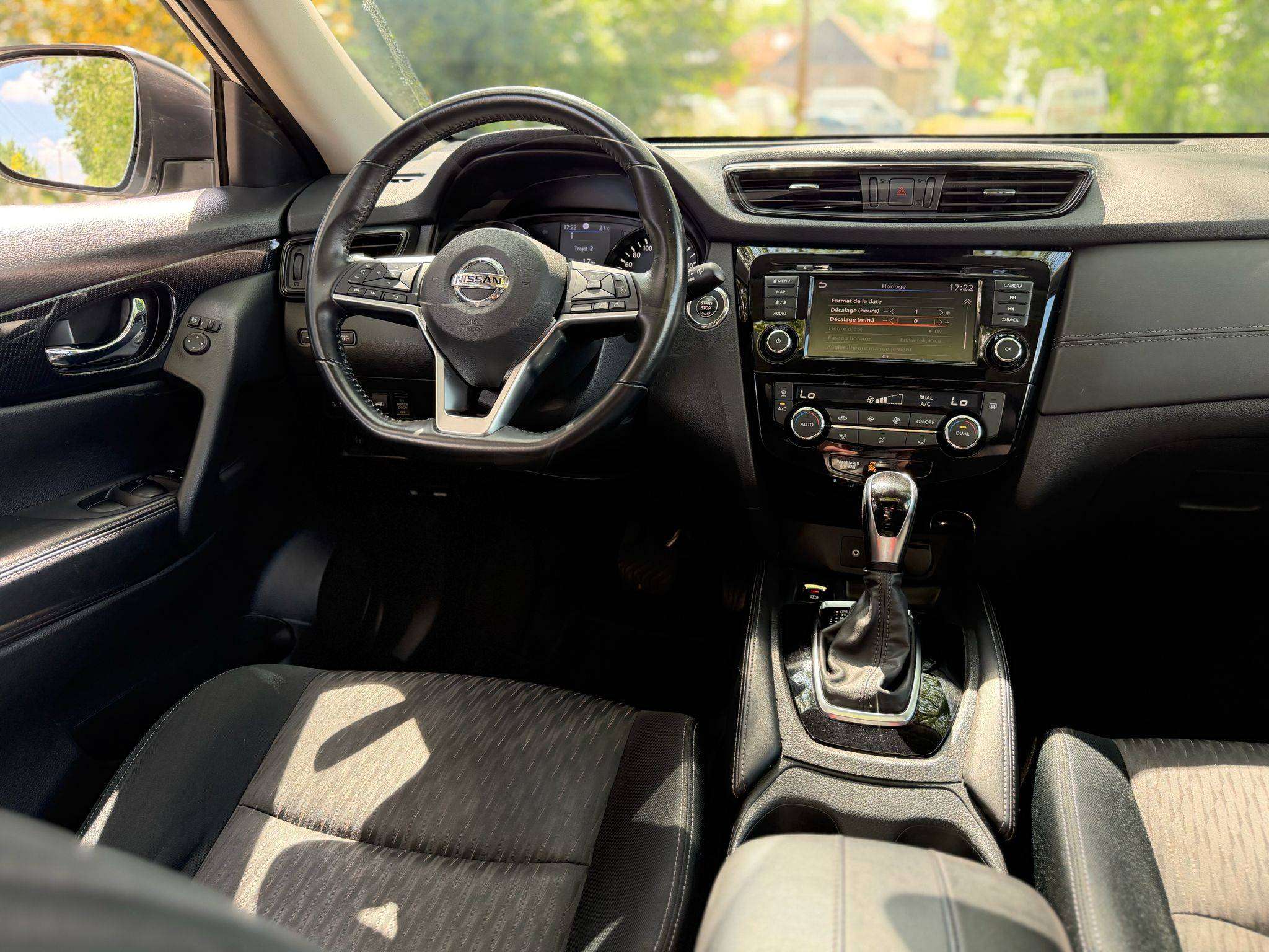 Nissan X-Trail 1.7 dCi 4WD N-Tec - Xtronic-360°-Toit Pano