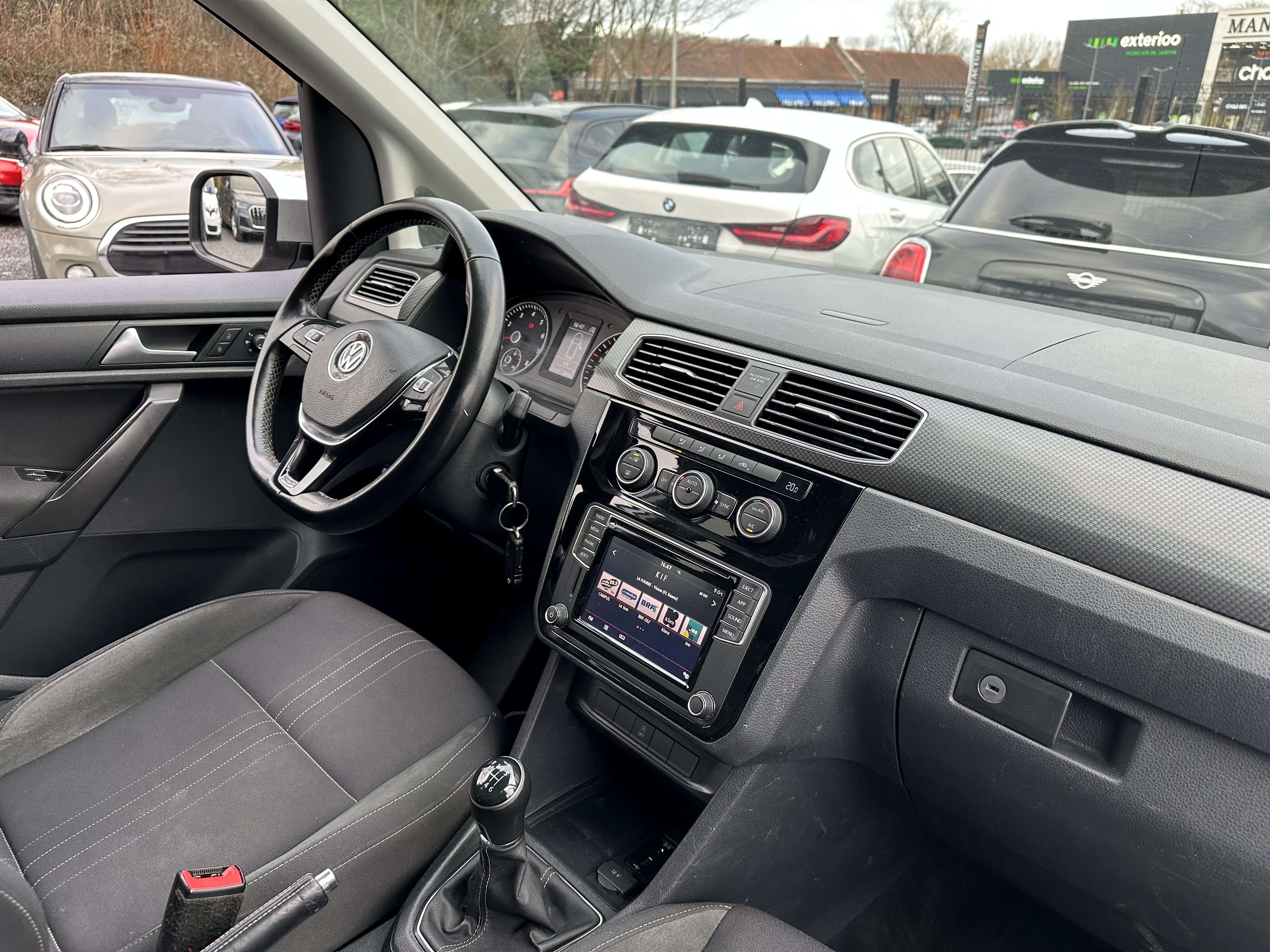 Volkswagen Caddy 1.4 TSI*5 PLACES*1ER MAIN*CARPLAY*GARANTIE 12 MOIS