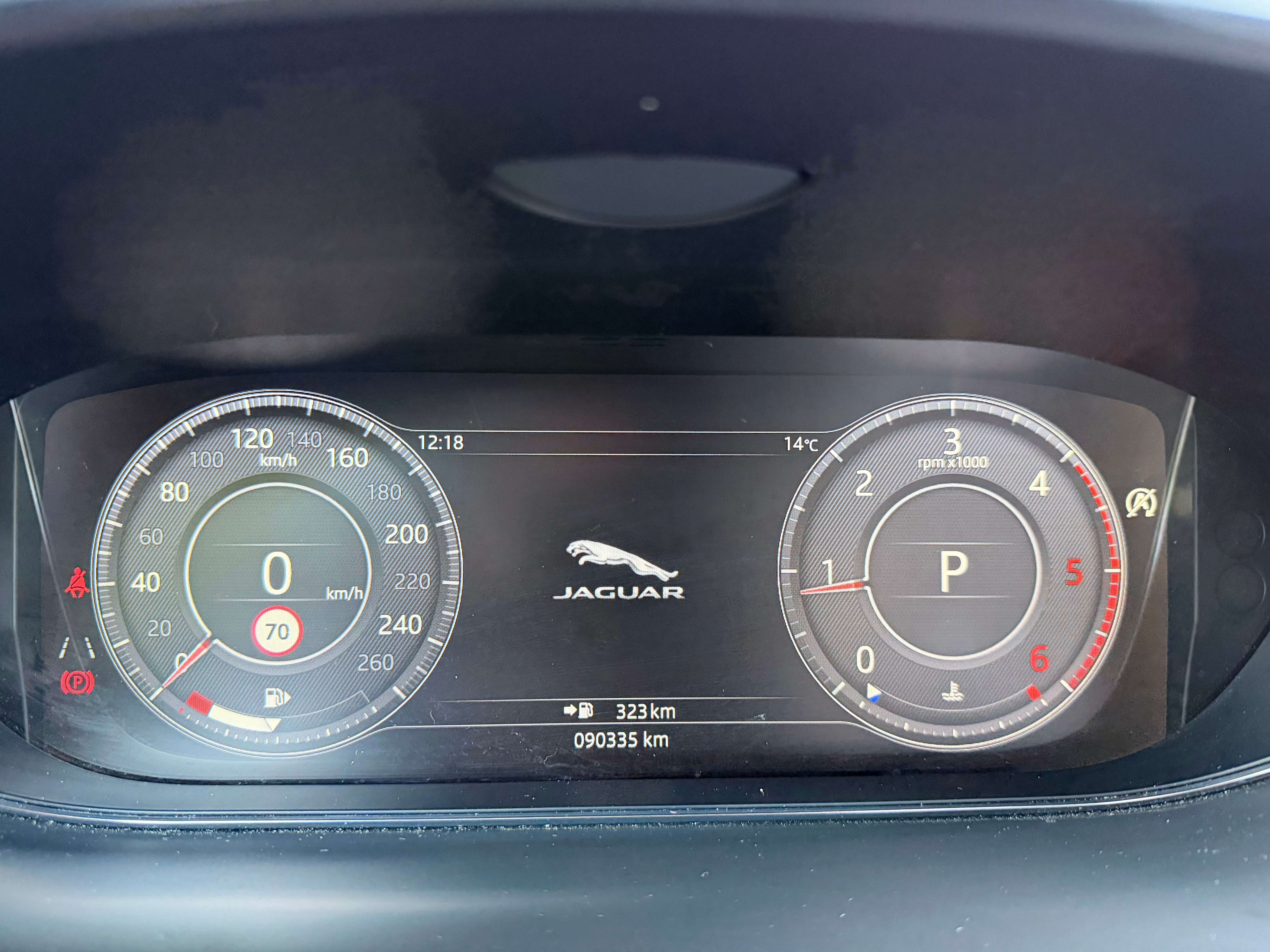 Jaguar E-Pace E-Pace 2.0 D AWD R-Dynamic HSE