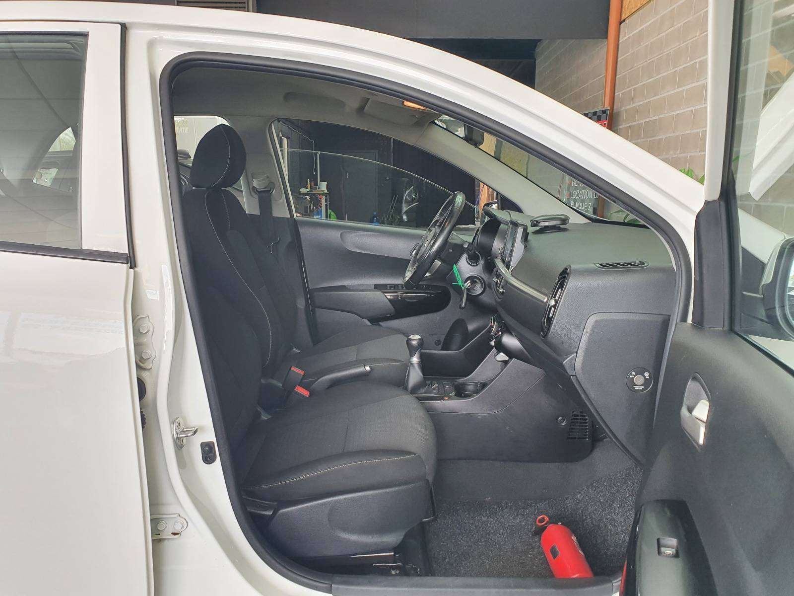 Kia Picanto 🟢1.0 ESSENCE 67CV / 5 PORTES / CAMERA / GPS