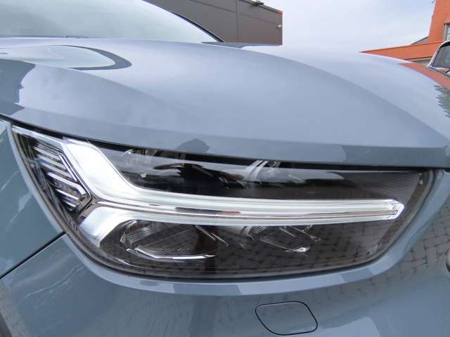 Volvo XC40 XC40 1.5 T5 TE PHEV Inscription DCT (192 kW)