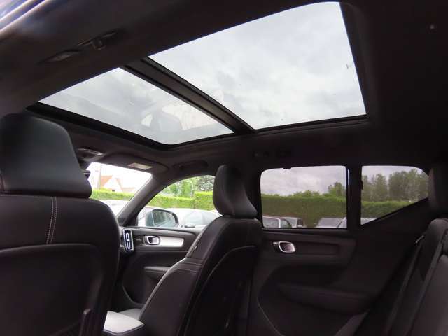 Volvo XC40 XC40 1.5 T5 TE PHEV Inscription DCT (192 kW)