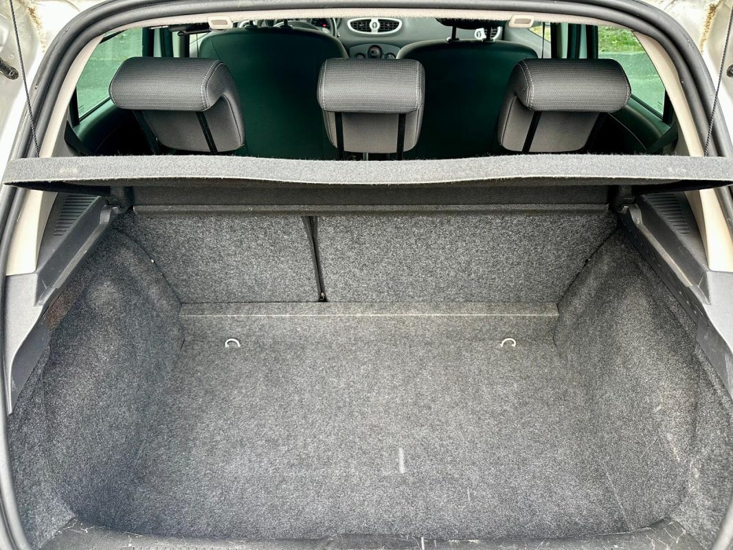 Renault Clio III 1.2 TCE 100 EXPRESSION 5 Portes