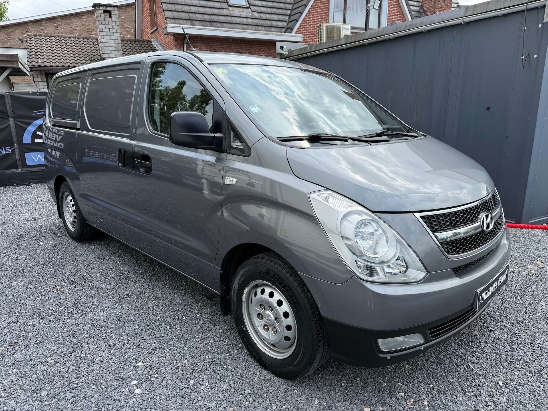 Hyundai H-1 2.5 CRDi Comfort (EU5), Airco, 3 zit, verlengde versie + Keuring
